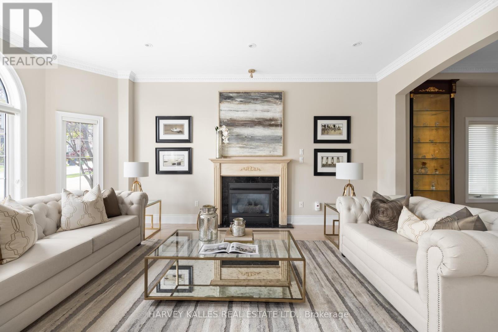 60 Bowan Court, Toronto, Ontario  M2K 3A7 - Photo 5 - C12733558