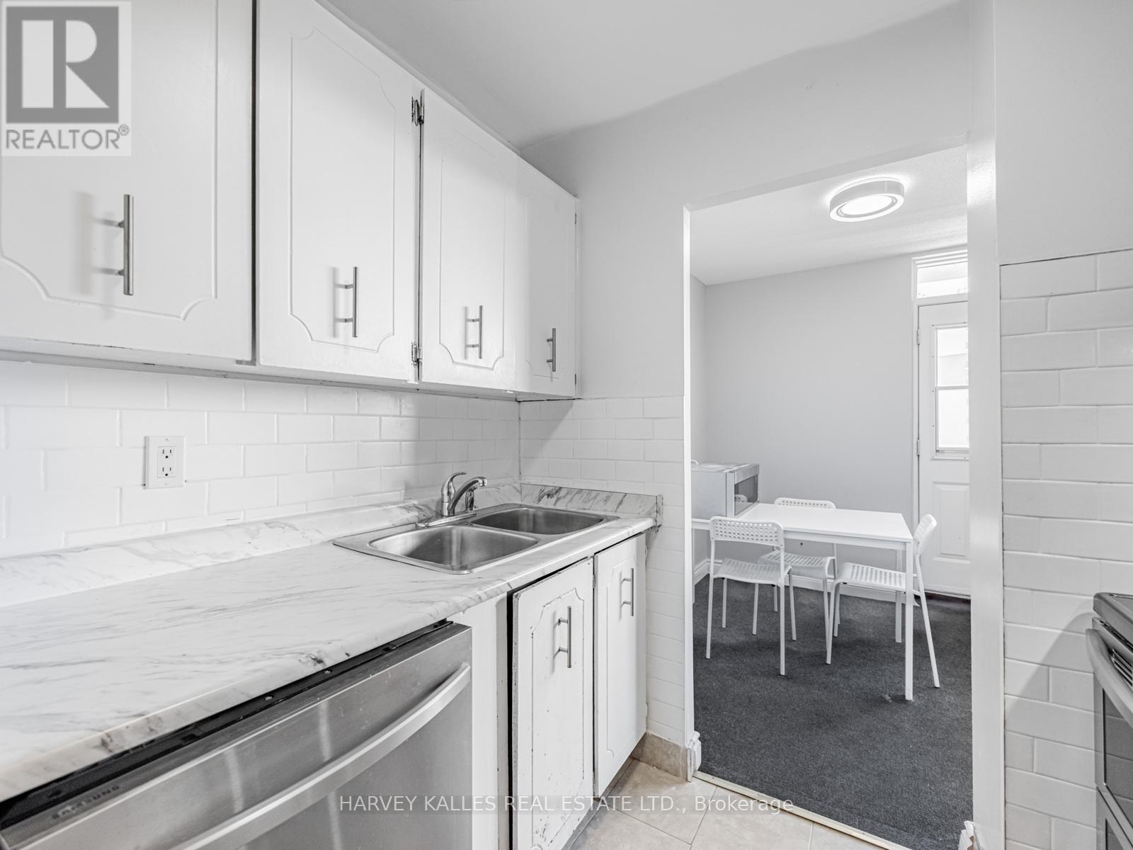 505 - 3065 Queen Frederica Drive, Mississauga, Ontario  L4Y 3A3 - Photo 14 - W12735970