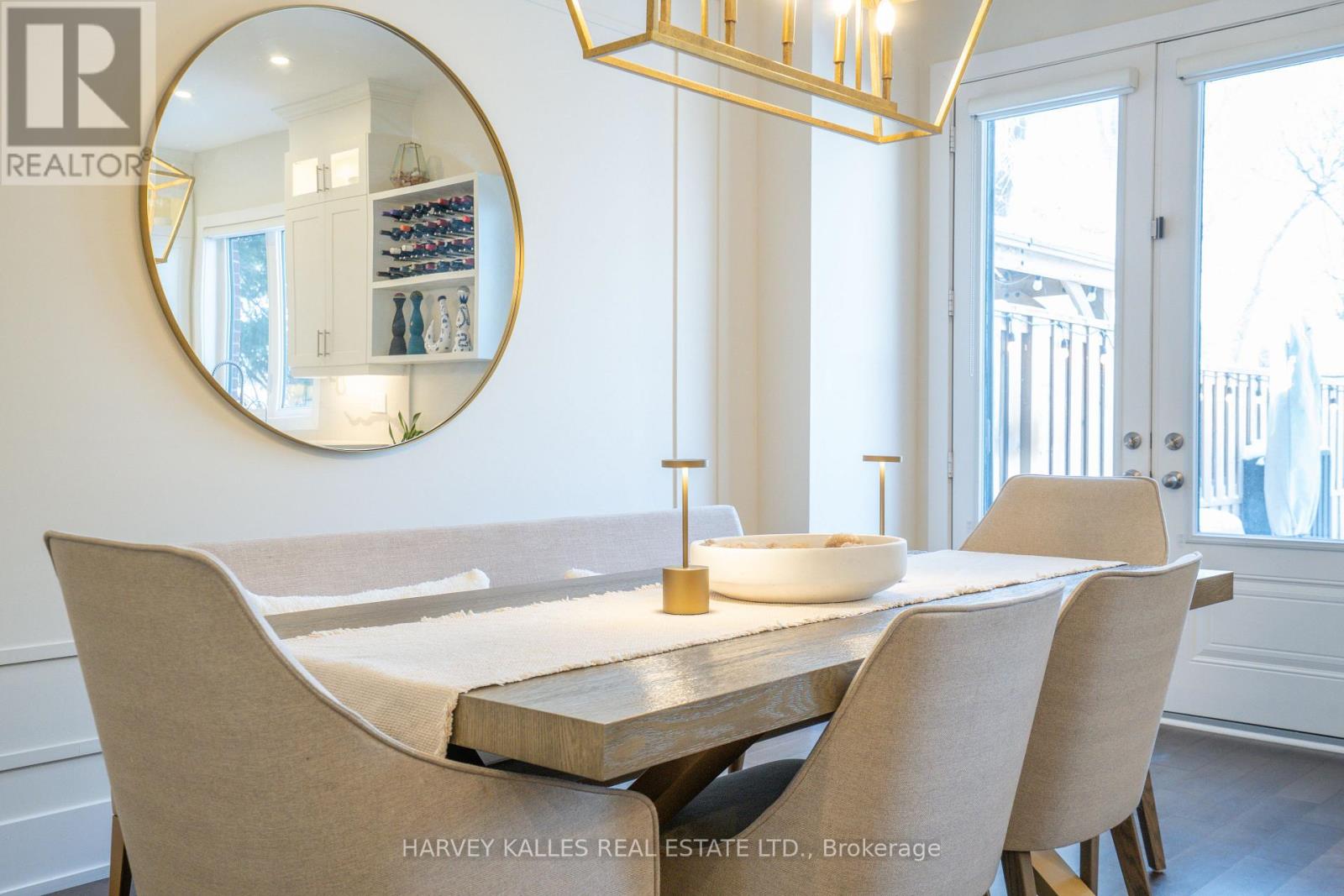 957 Eighth Street, Mississauga, Ontario  L5E 1R6 - Photo 15 - W12736306