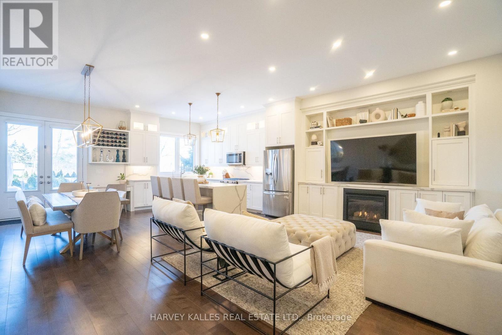 957 Eighth Street, Mississauga, Ontario  L5E 1R6 - Photo 8 - W12736306