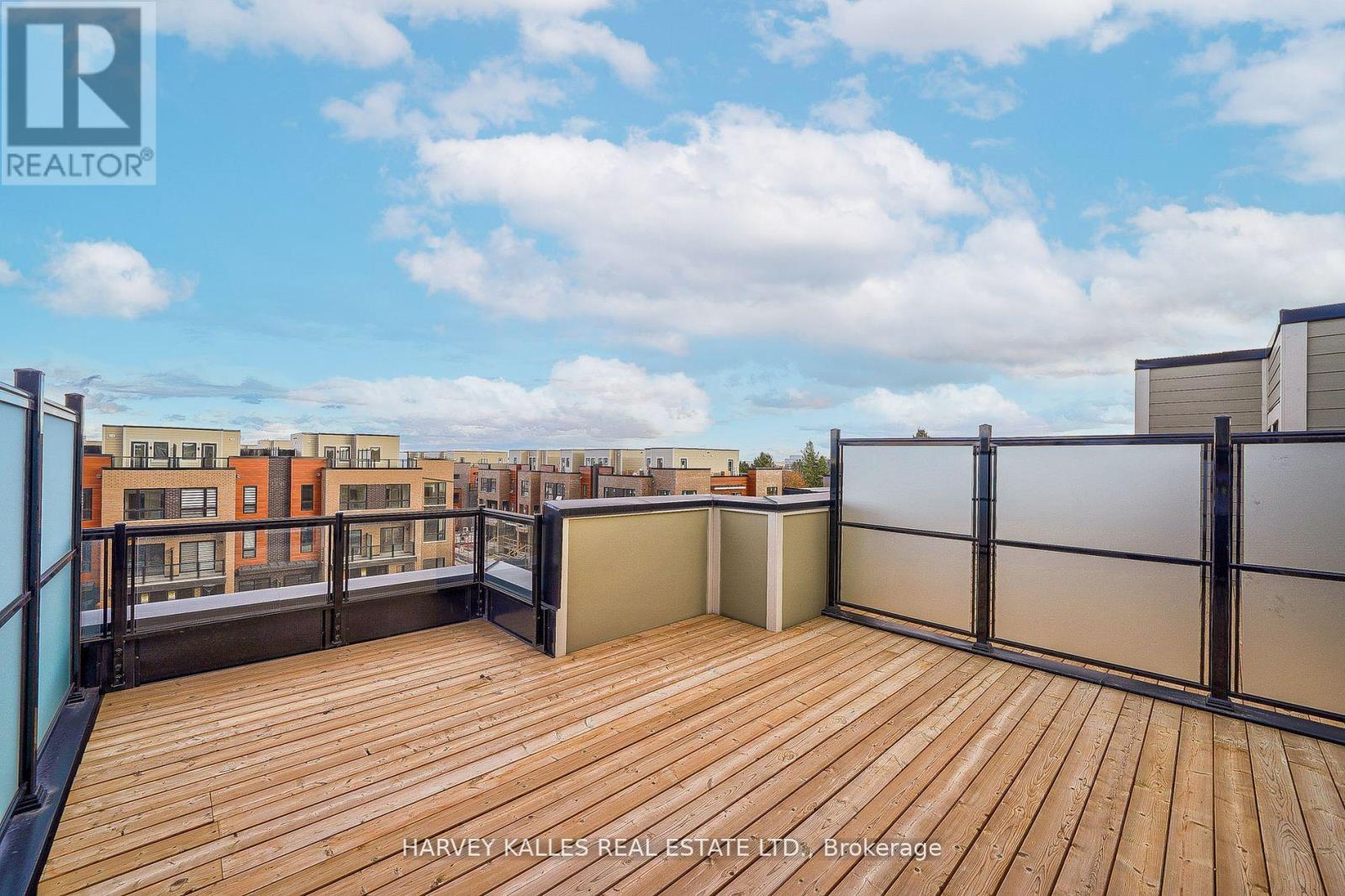 22 - 16 Lytham Green Circle, Newmarket, Ontario L3Y 0H4 - Photo 33 - N12736750