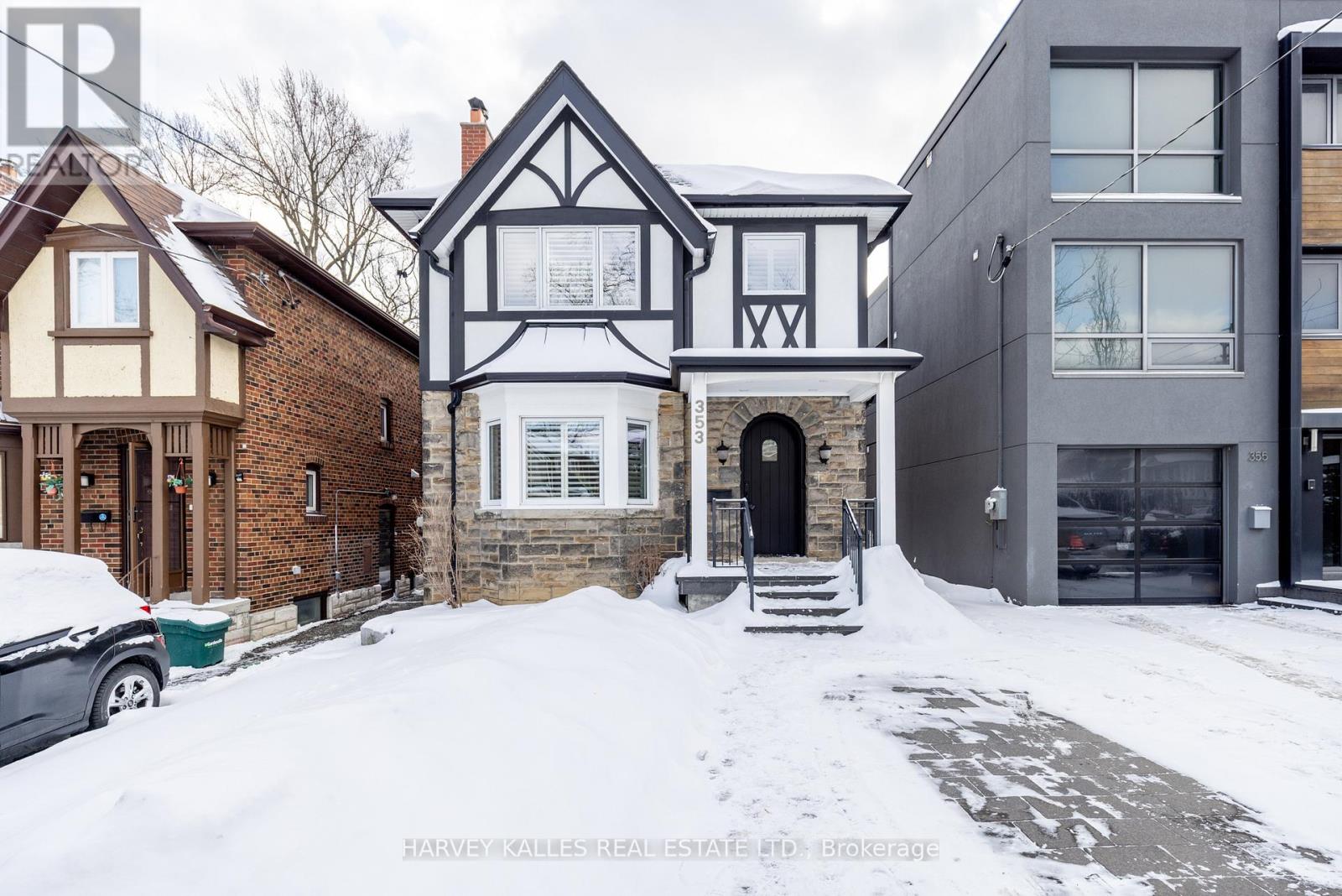 353 BRIAR HILL AVENUE, Toronto, Ontario