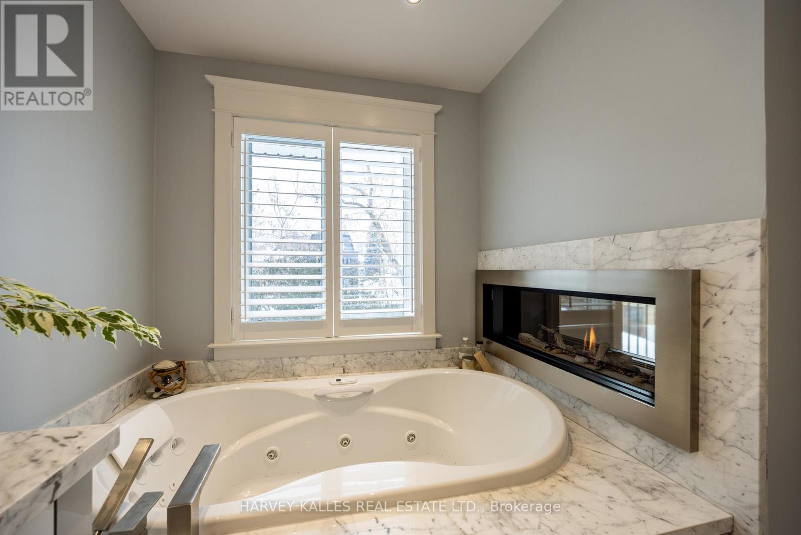 353 Briar Hill Avenue, Toronto, Ontario  M4R 1J3 - Photo 21 - C12738268