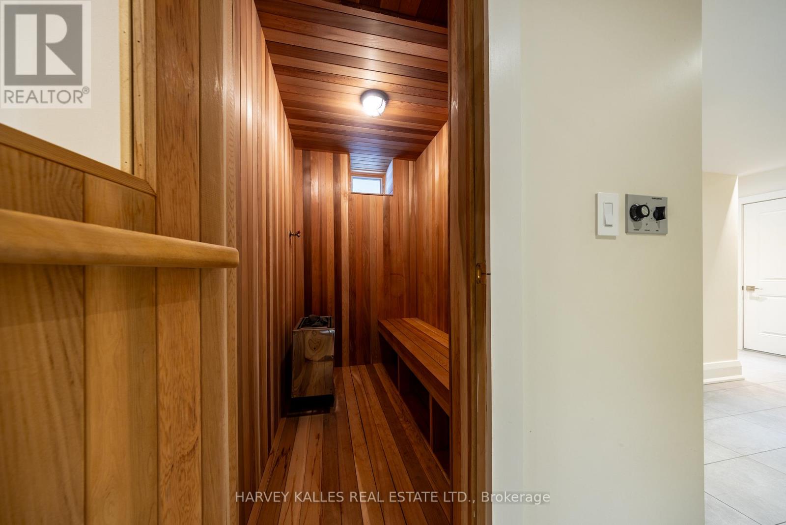 353 Briar Hill Avenue, Toronto, Ontario  M4R 1J3 - Photo 38 - C12738268