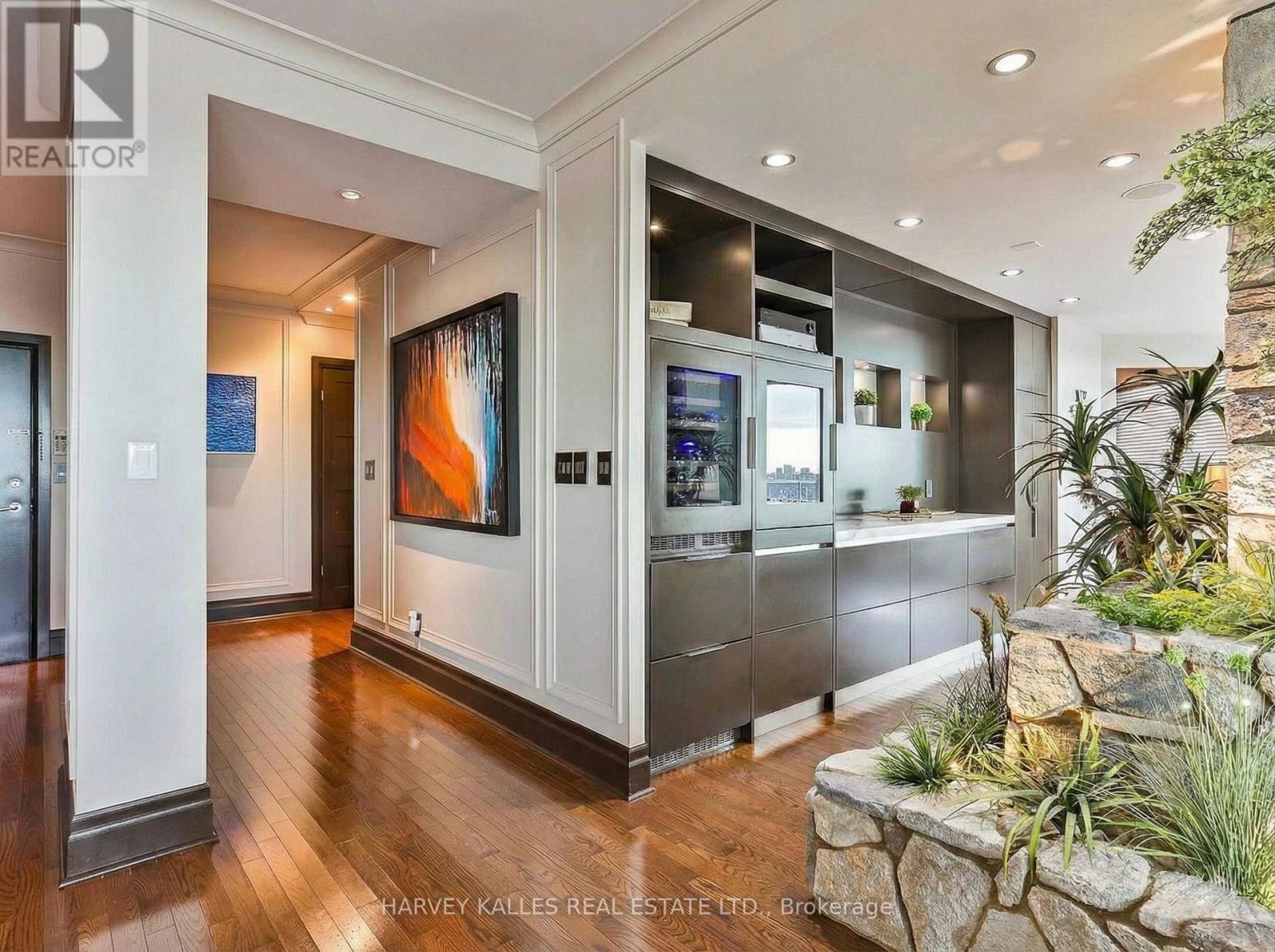 2701 - 300 Bloor Street E, Toronto, Ontario  M4W 3Y2 - Photo 11 - C12738490