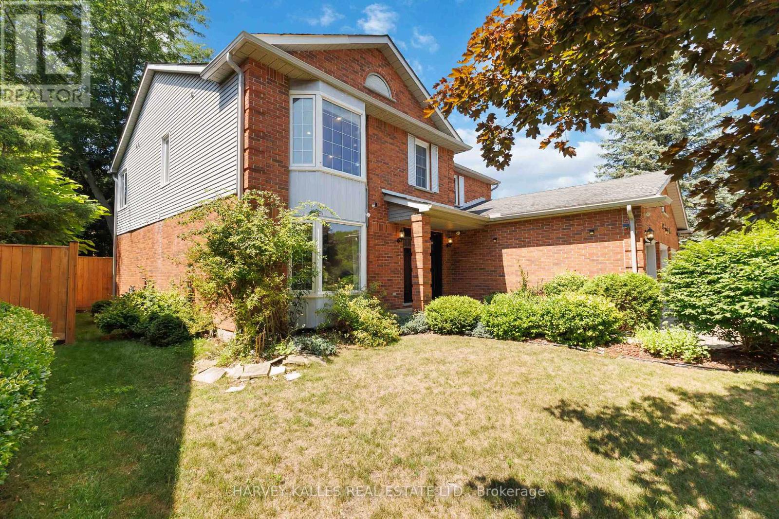 223 Sunnyside Drive, London North, Ontario  N5X 3R1 - Photo 5 - X12738720