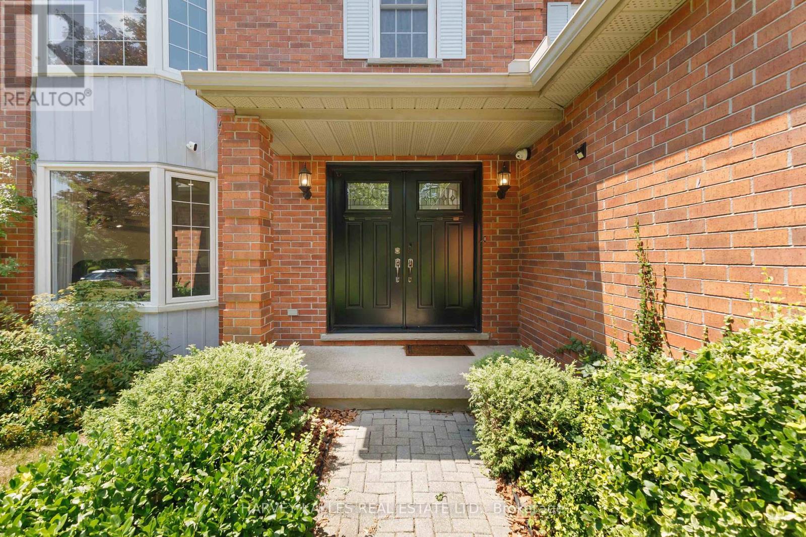 223 Sunnyside Drive, London North, Ontario  N5X 3R1 - Photo 7 - X12738720