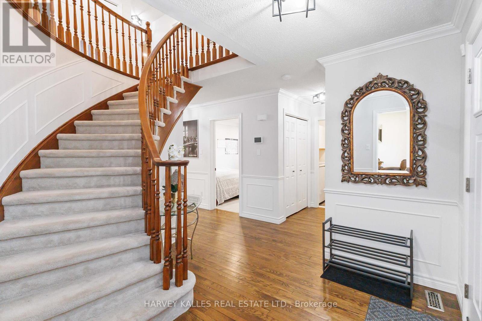 223 Sunnyside Drive, London North, Ontario  N5X 3R1 - Photo 8 - X12738720