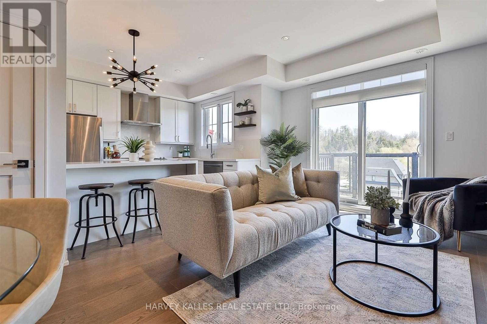 316 - 199 Pine Grove Road, Vaughan, Ontario  L4L 2H7 - Photo 6 - N12741826