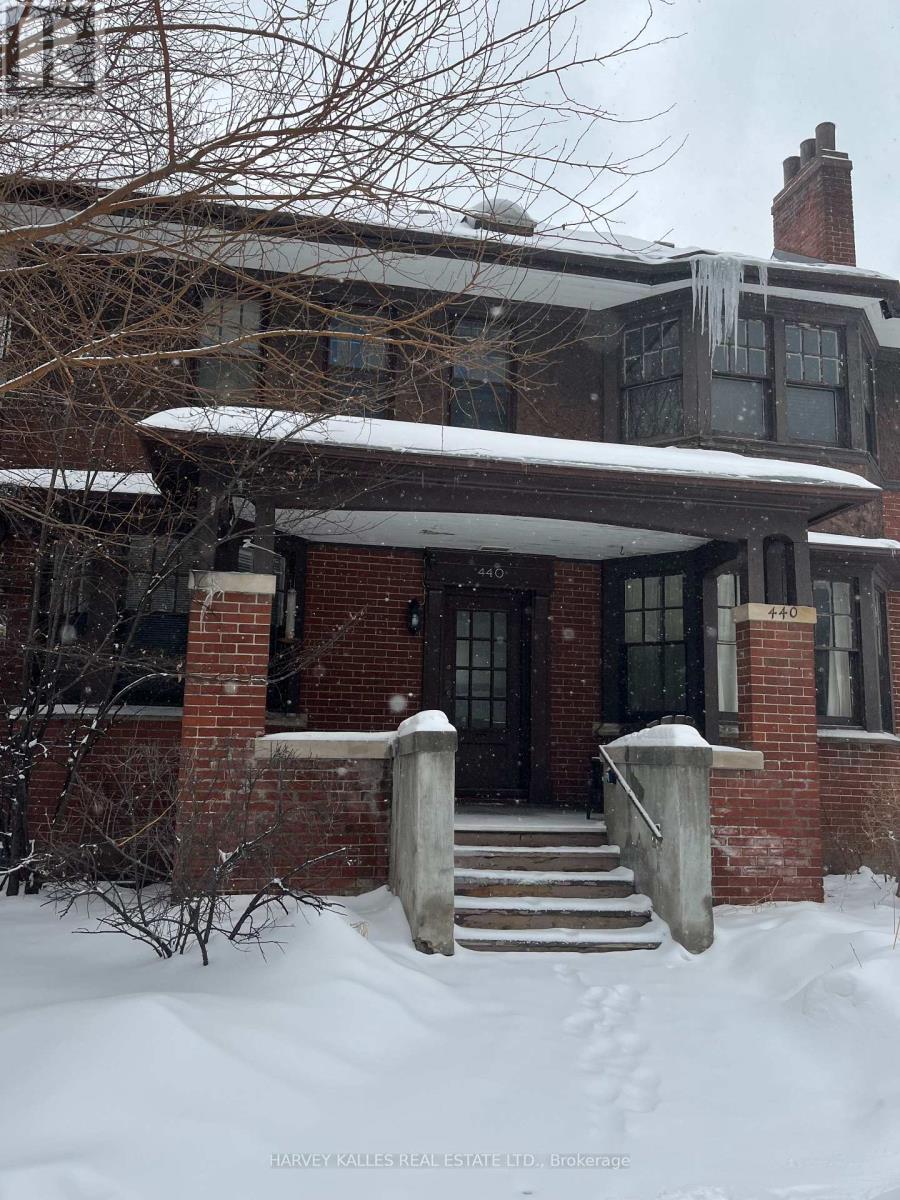 3RD FLOOR - 440 AVENUE ROAD, Toronto, Ontario