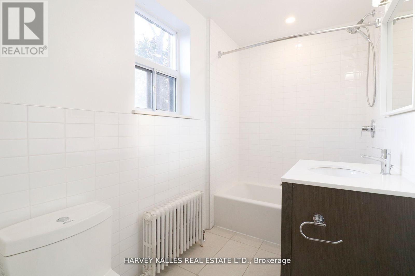 6 - 4 Benson Avenue, Mississauga, Ontario  L5H 2P2 - Photo 11 - W12745326