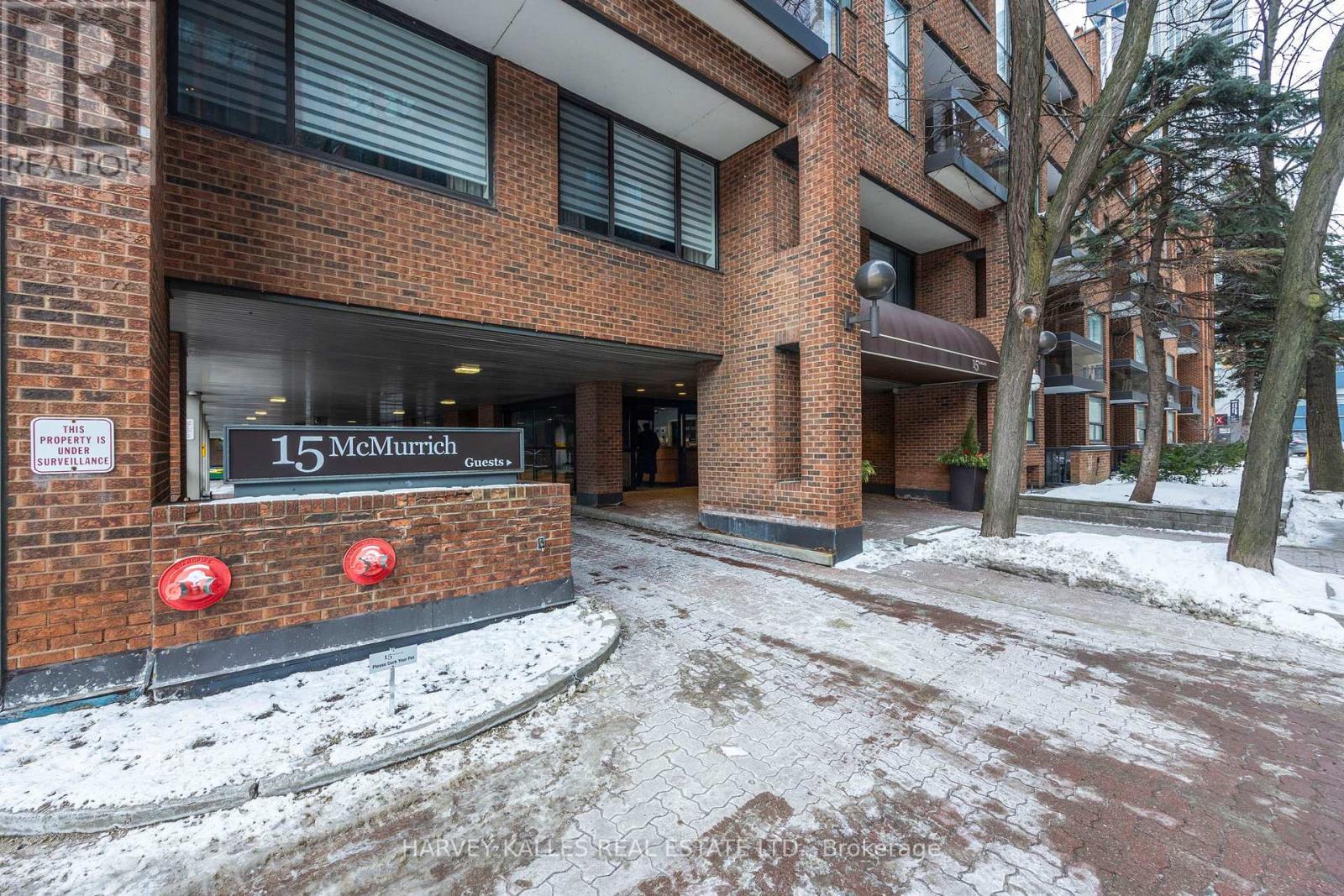 1004 - 15 Mcmurrich Street, Toronto, Ontario  M5R 3M6 - Photo 3 - C12746464