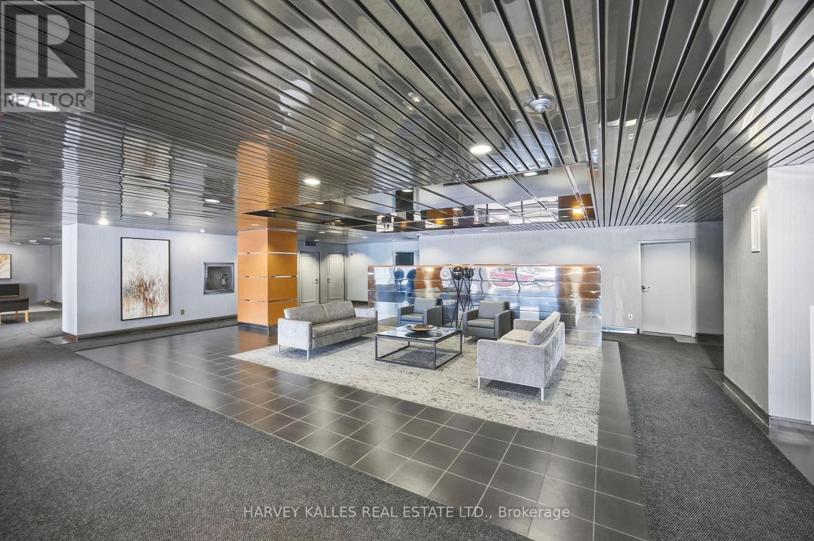 1004 - 15 Mcmurrich Street, Toronto, Ontario  M5R 3M6 - Photo 34 - C12746464