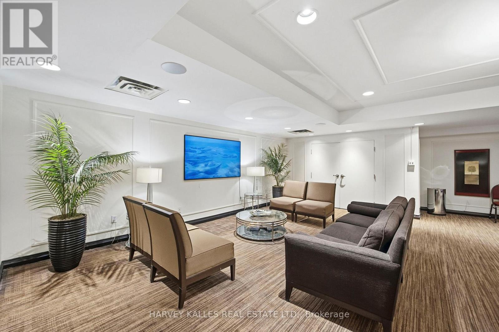 1004 - 15 Mcmurrich Street, Toronto, Ontario  M5R 3M6 - Photo 35 - C12746464