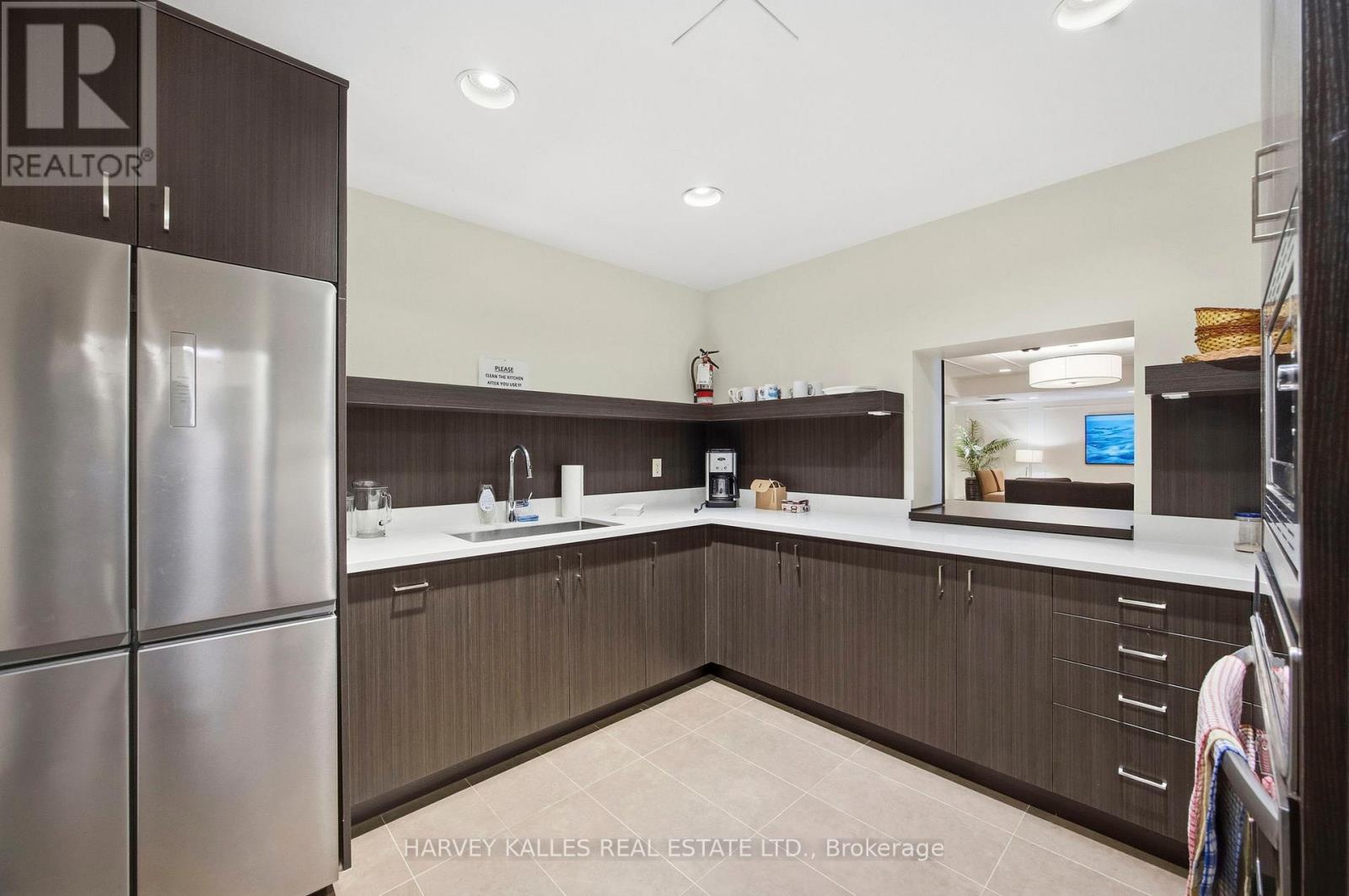 1004 - 15 Mcmurrich Street, Toronto, Ontario  M5R 3M6 - Photo 36 - C12746464