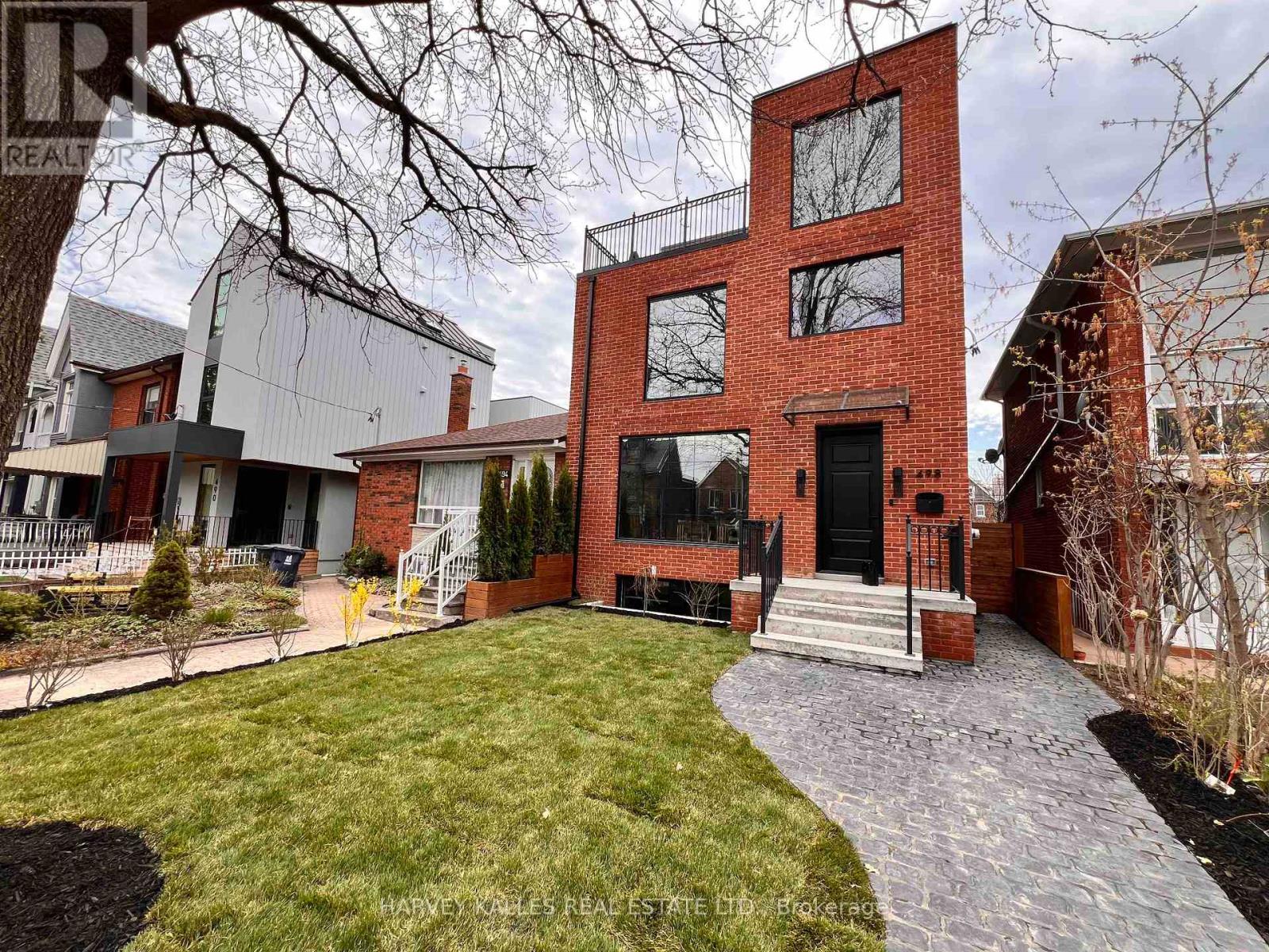 498 ROXTON ROAD, Toronto, Ontario