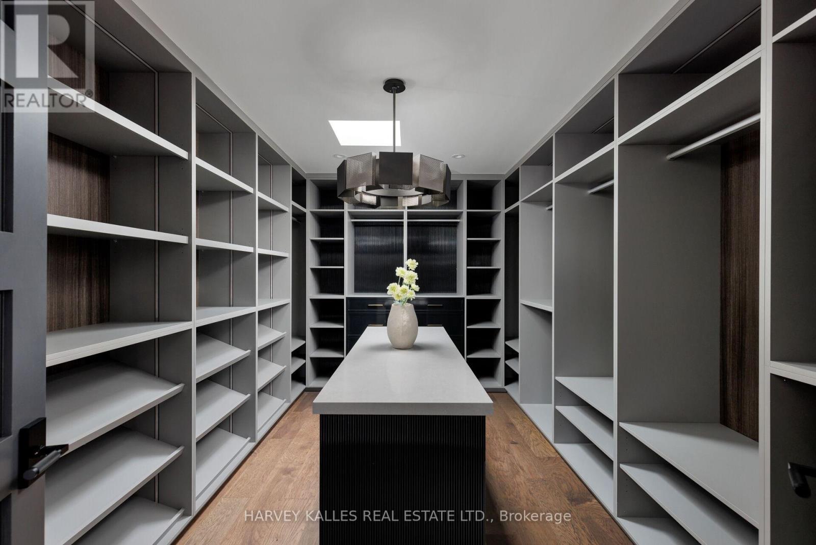 498 Roxton Road, Toronto, Ontario  M6G 3R4 - Photo 33 - C12747068