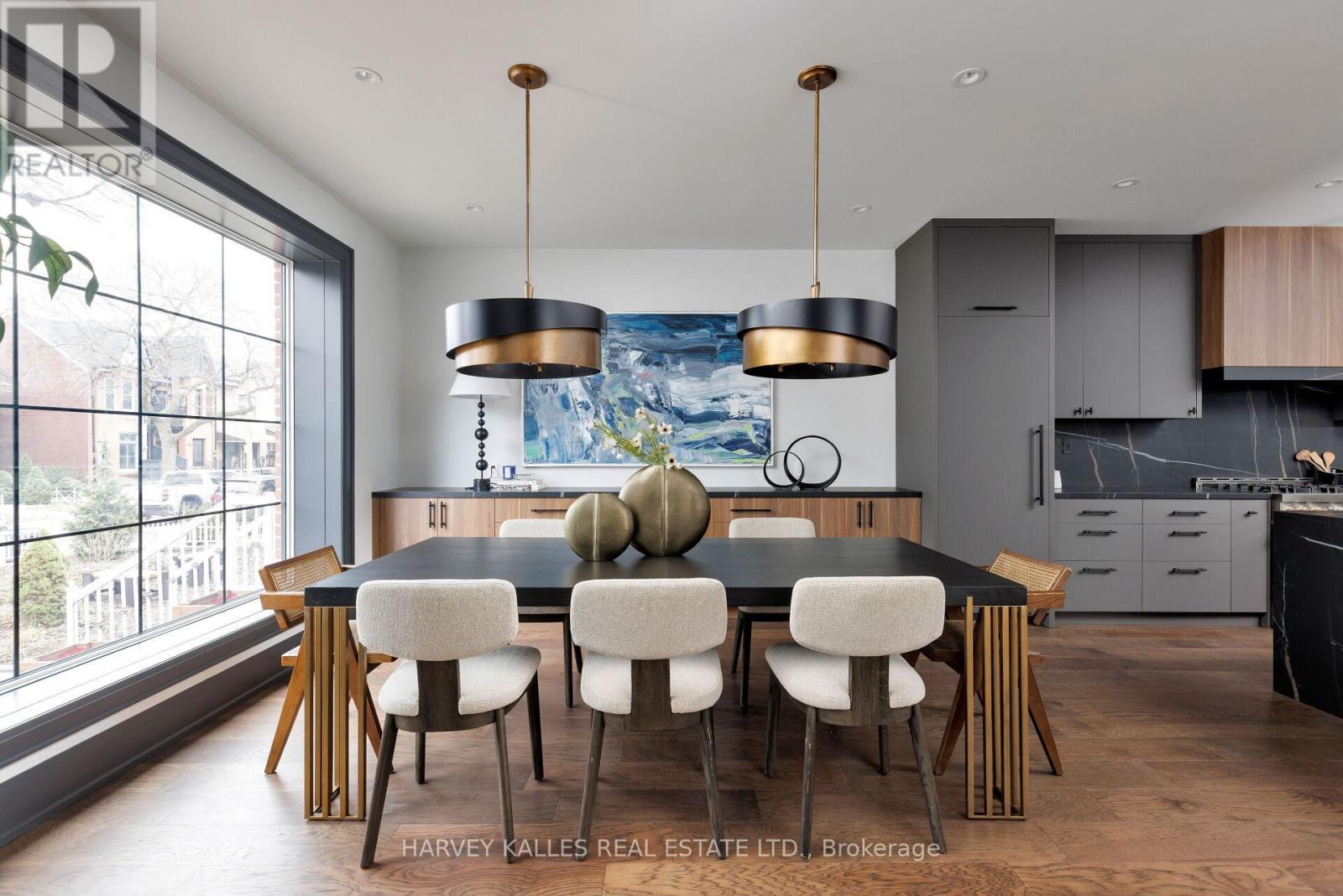 498 Roxton Road, Toronto, Ontario  M6G 3R4 - Photo 8 - C12747068