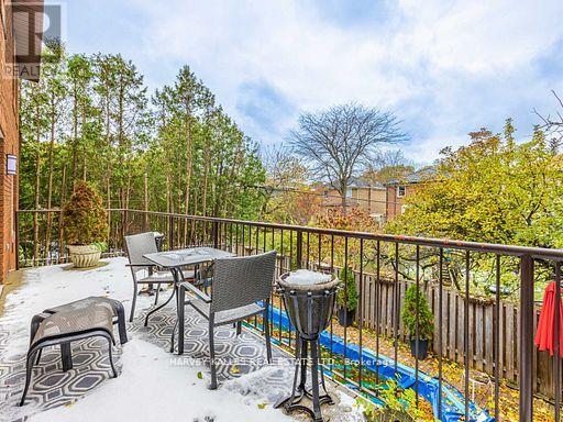 92 Prue Avenue, Toronto, Ontario  M6B 1R5 - Photo 37 - C12747826