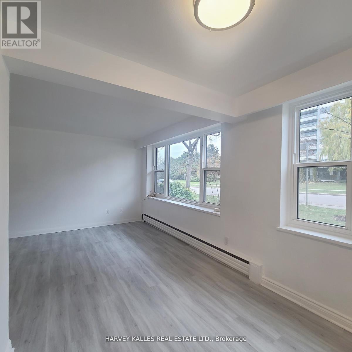 4 - 125 Shelborne Avenue, Toronto, Ontario M6B 2M8 - Photo 3 - C12748868