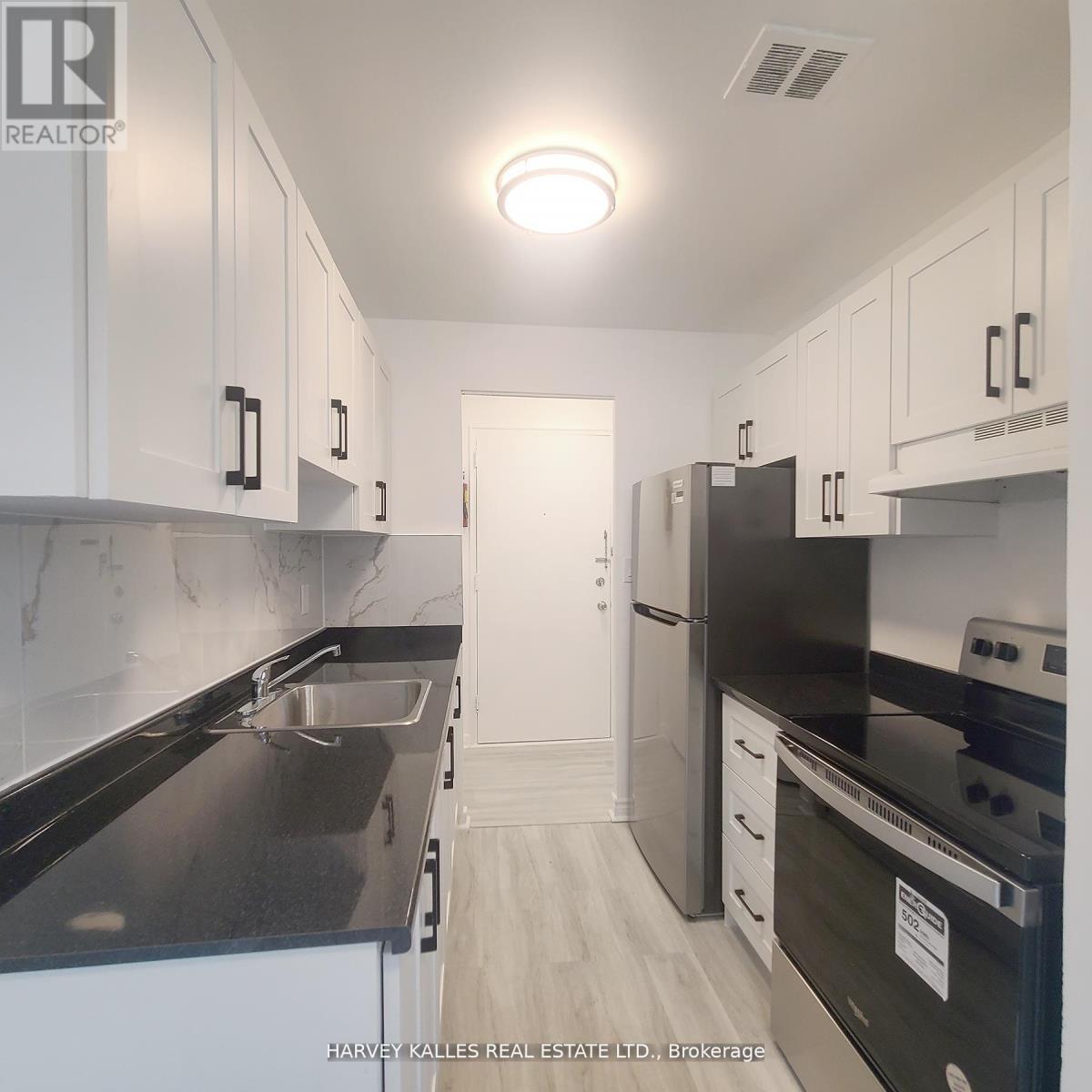 4 - 125 Shelborne Avenue, Toronto, Ontario M6B 2M8 - Photo 5 - C12748868