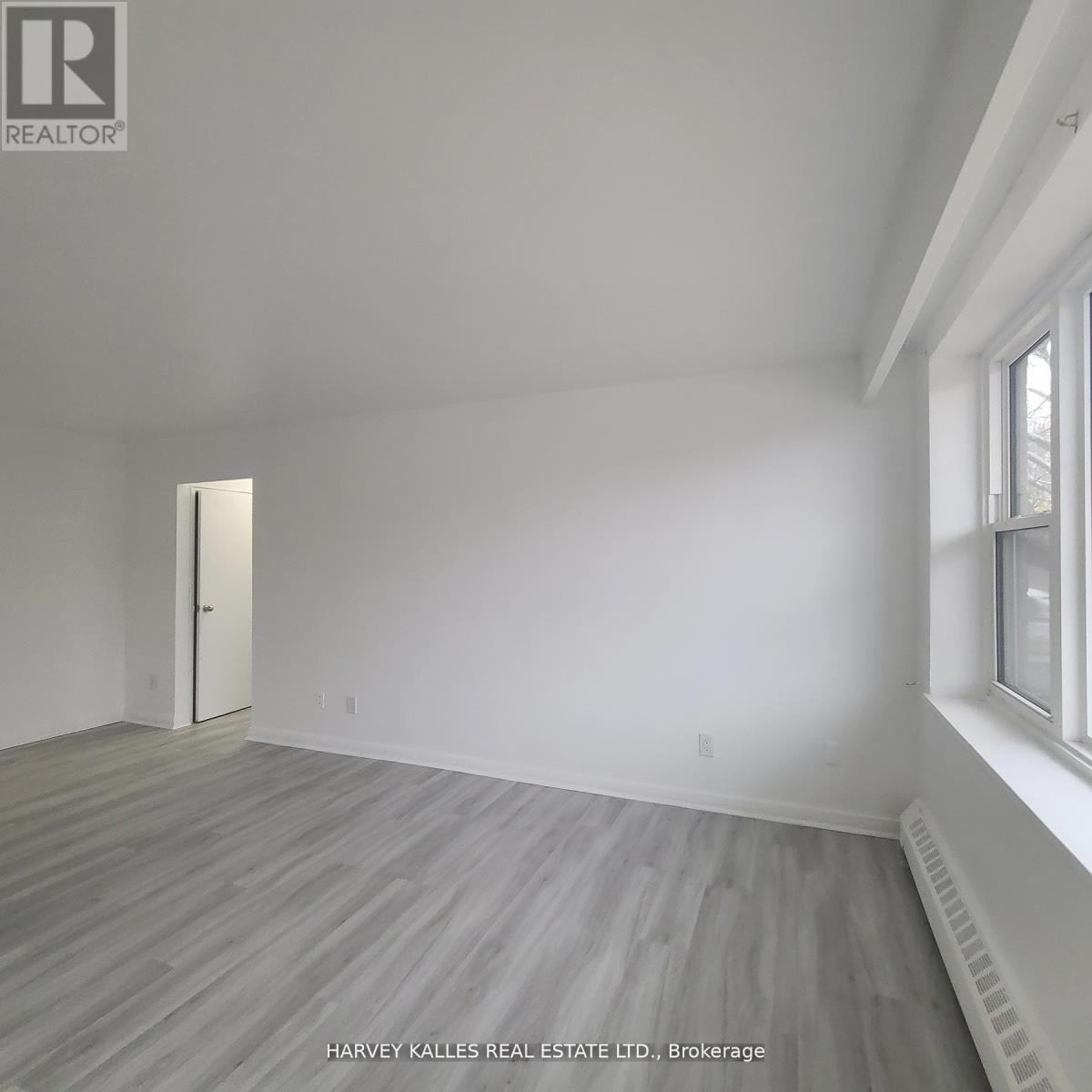 2 - 125 Shelborne Avenue, Toronto, Ontario M6B 2M8 - Photo 3 - C12748966