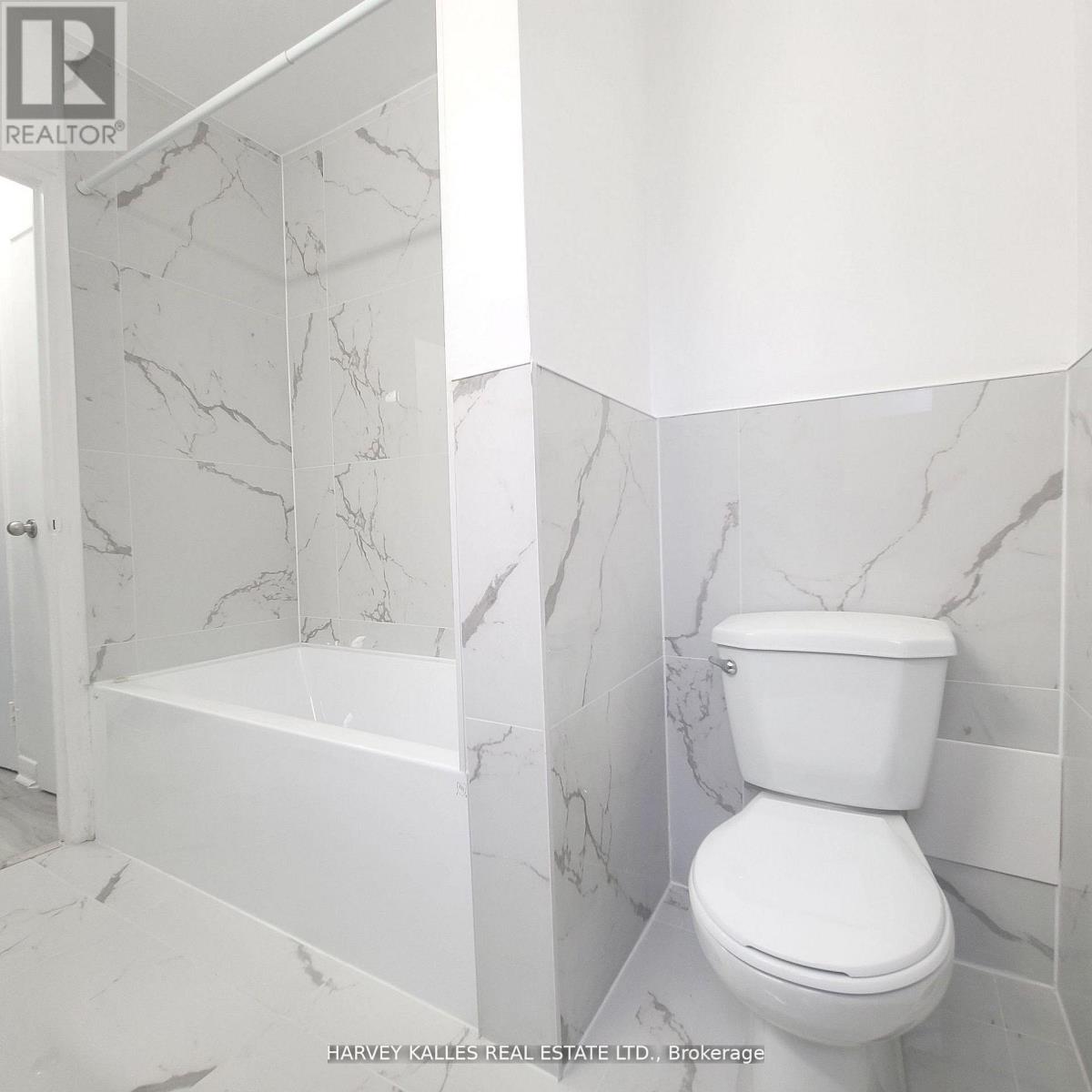 2 - 125 Shelborne Avenue, Toronto, Ontario M6B 2M8 - Photo 8 - C12748966