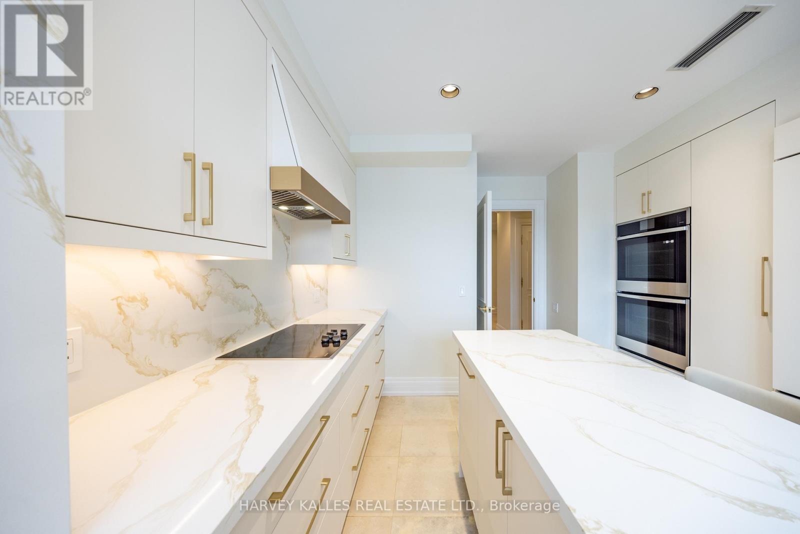 #5b - 2 Chedington Place, Toronto, Ontario  M4N 3R5 - Photo 15 - C12749474