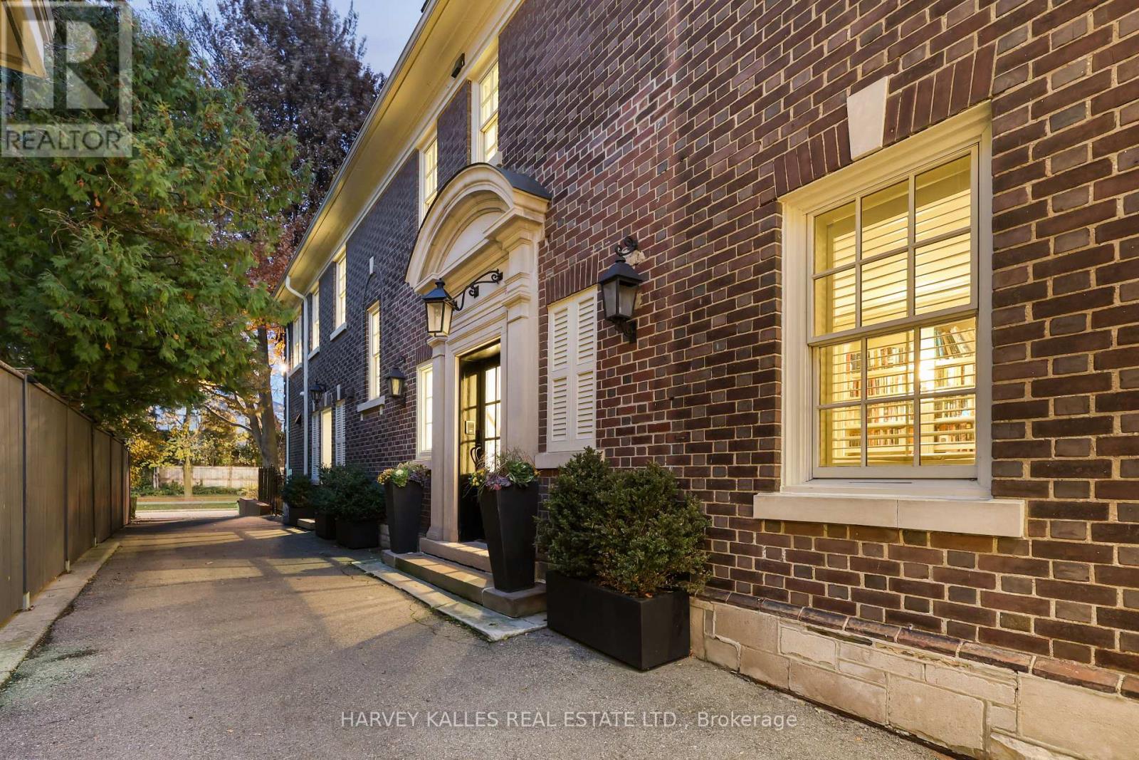 444 Russell Hill Road, Toronto, Ontario M5P 2S5 - Photo 39 - C12750210