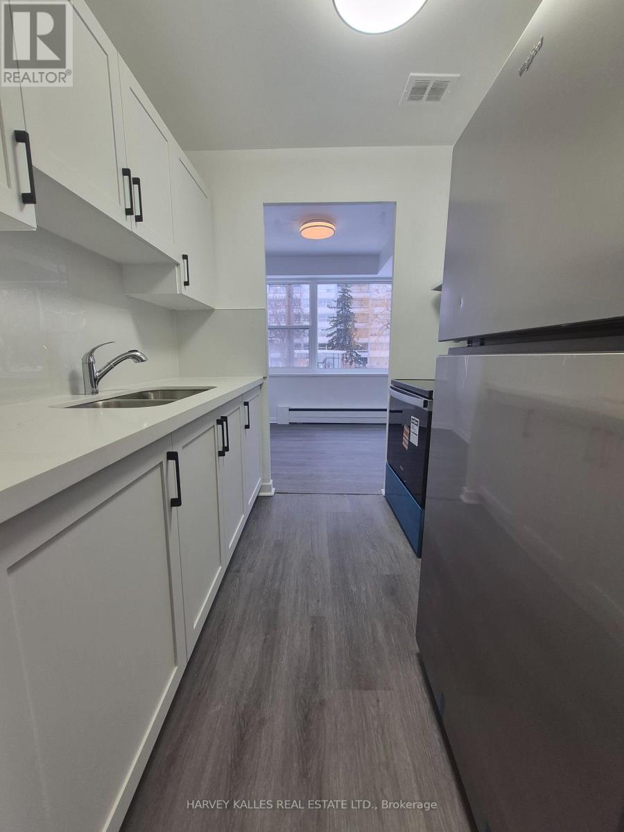 102 - 125 Shelborne Avenue, Toronto, Ontario M6B 2M8 - Photo 2 - C12750290