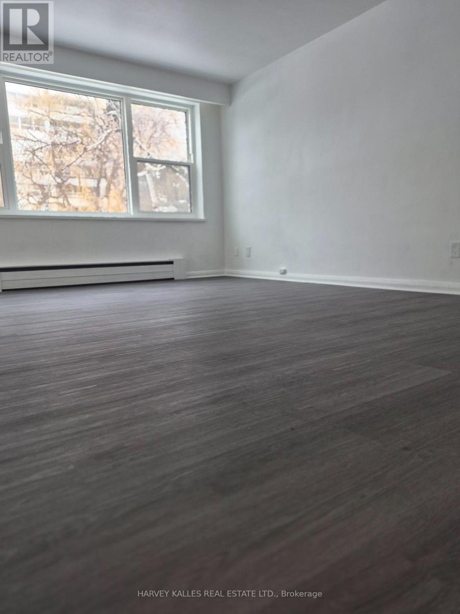 102 - 125 Shelborne Avenue, Toronto, Ontario M6B 2M8 - Photo 4 - C12750290