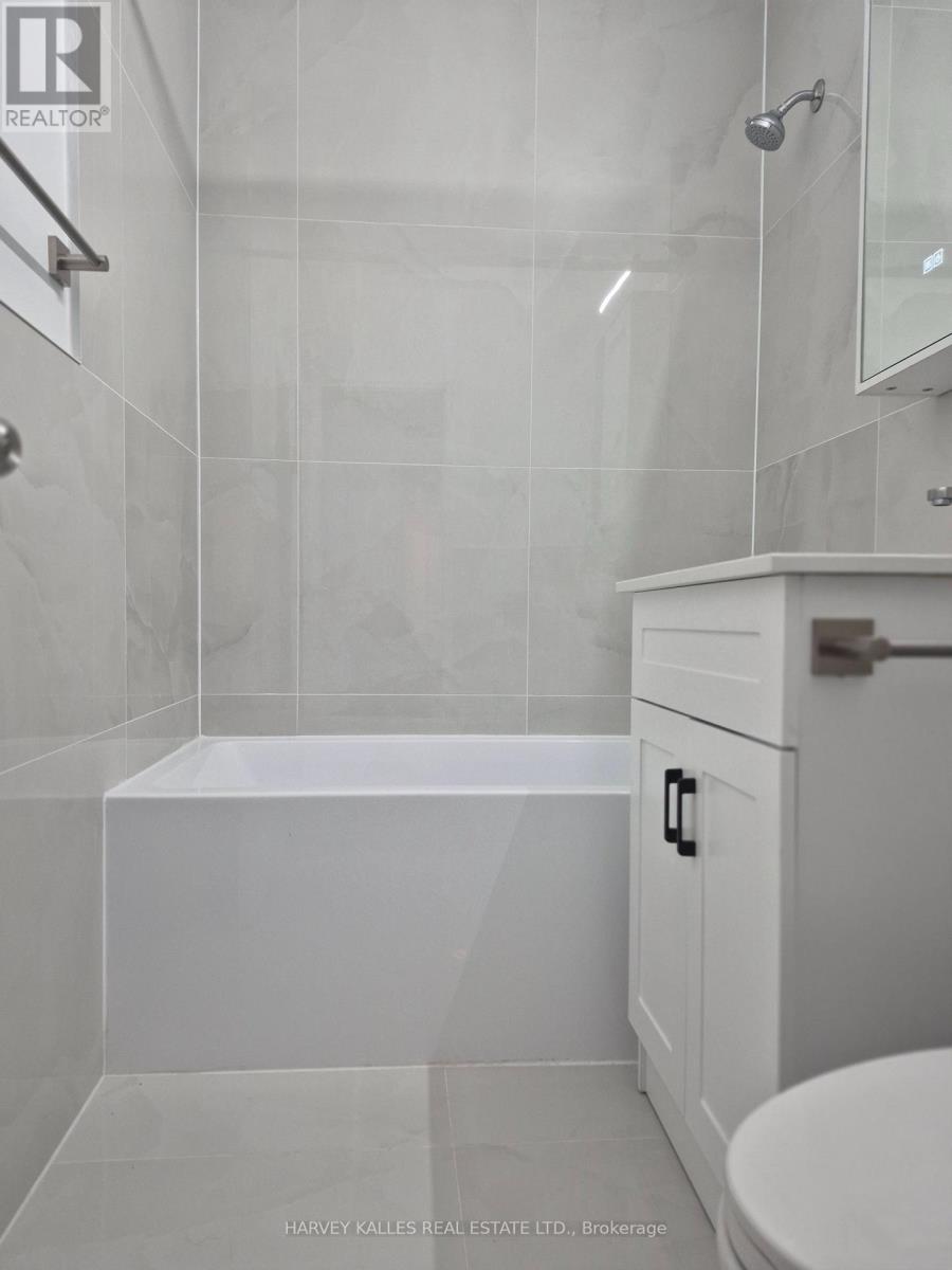 102 - 125 Shelborne Avenue, Toronto, Ontario M6B 2M8 - Photo 6 - C12750290