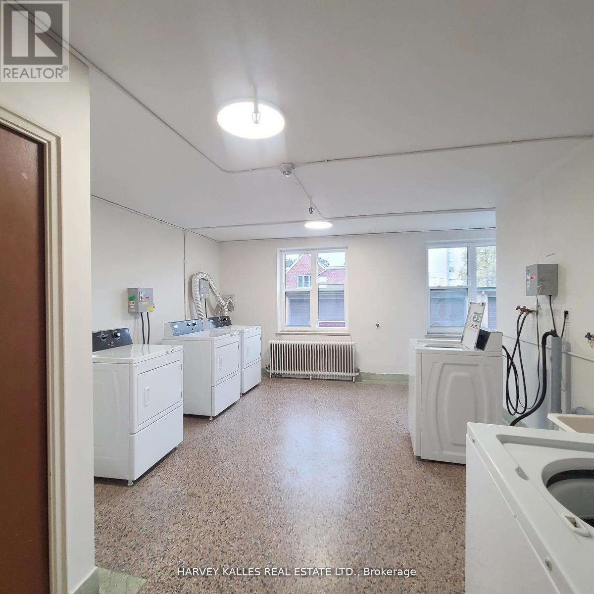 102 - 125 Shelborne Avenue, Toronto, Ontario M6B 2M8 - Photo 8 - C12750290