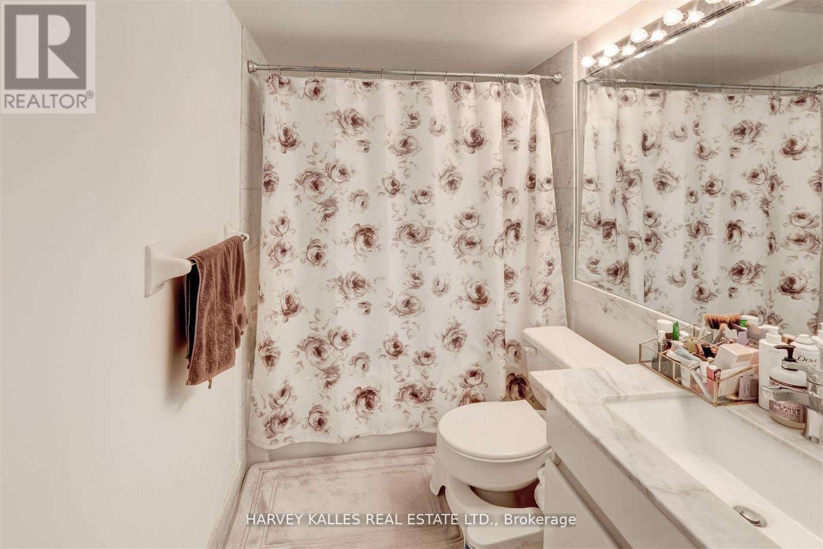 1018 - 942 Yonge Street, Toronto, Ontario M4W 3S8 - Photo 27 - C12751068