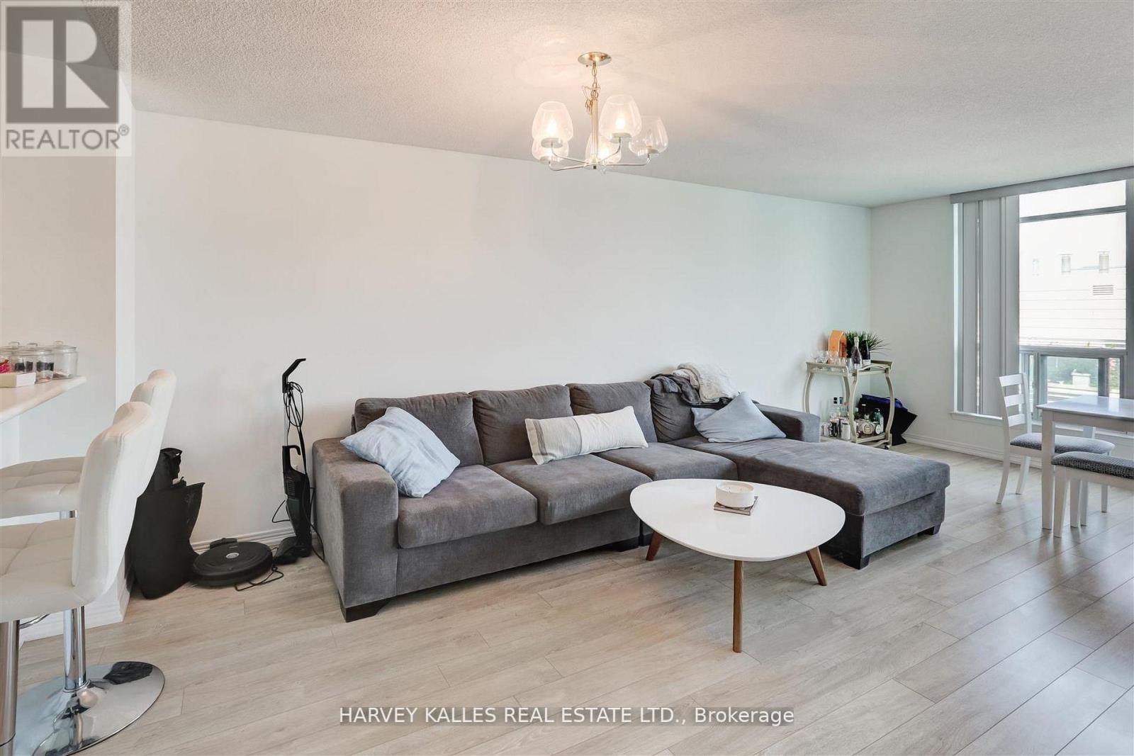 1018 - 942 Yonge Street, Toronto, Ontario M4W 3S8 - Photo 8 - C12751068