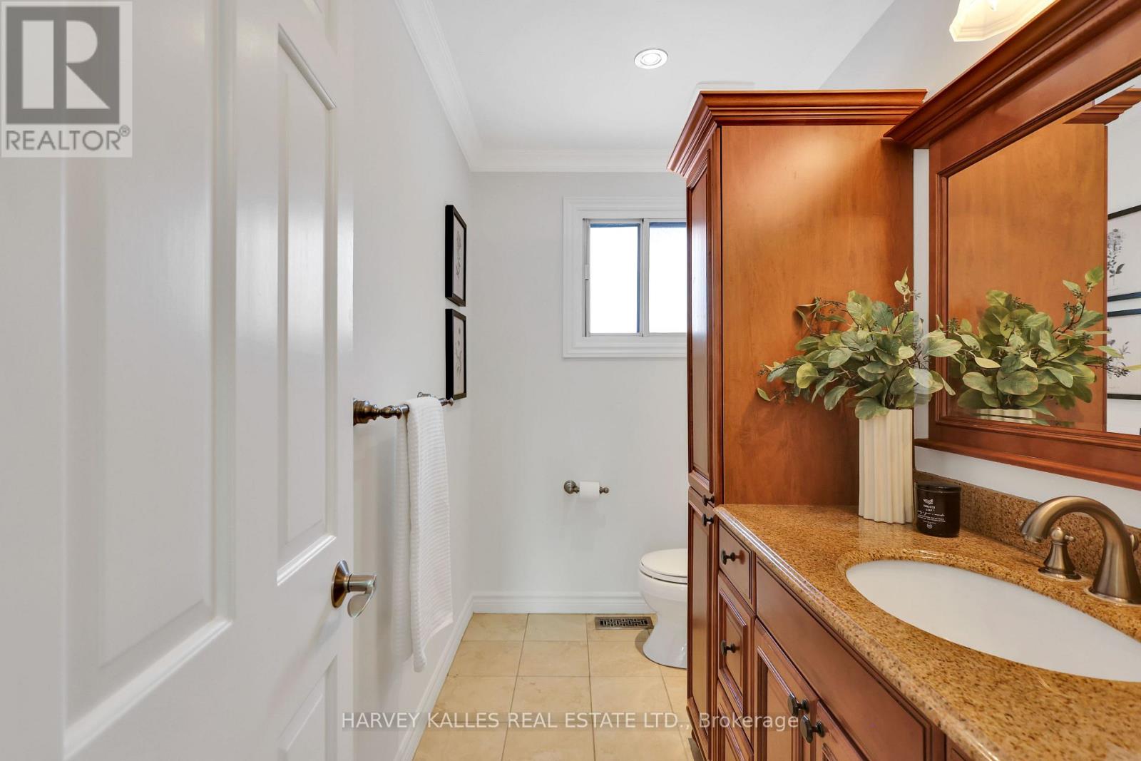 17 Loganberry Crescent, Toronto, Ontario M2H 3H3 - Photo 20 - C12753186