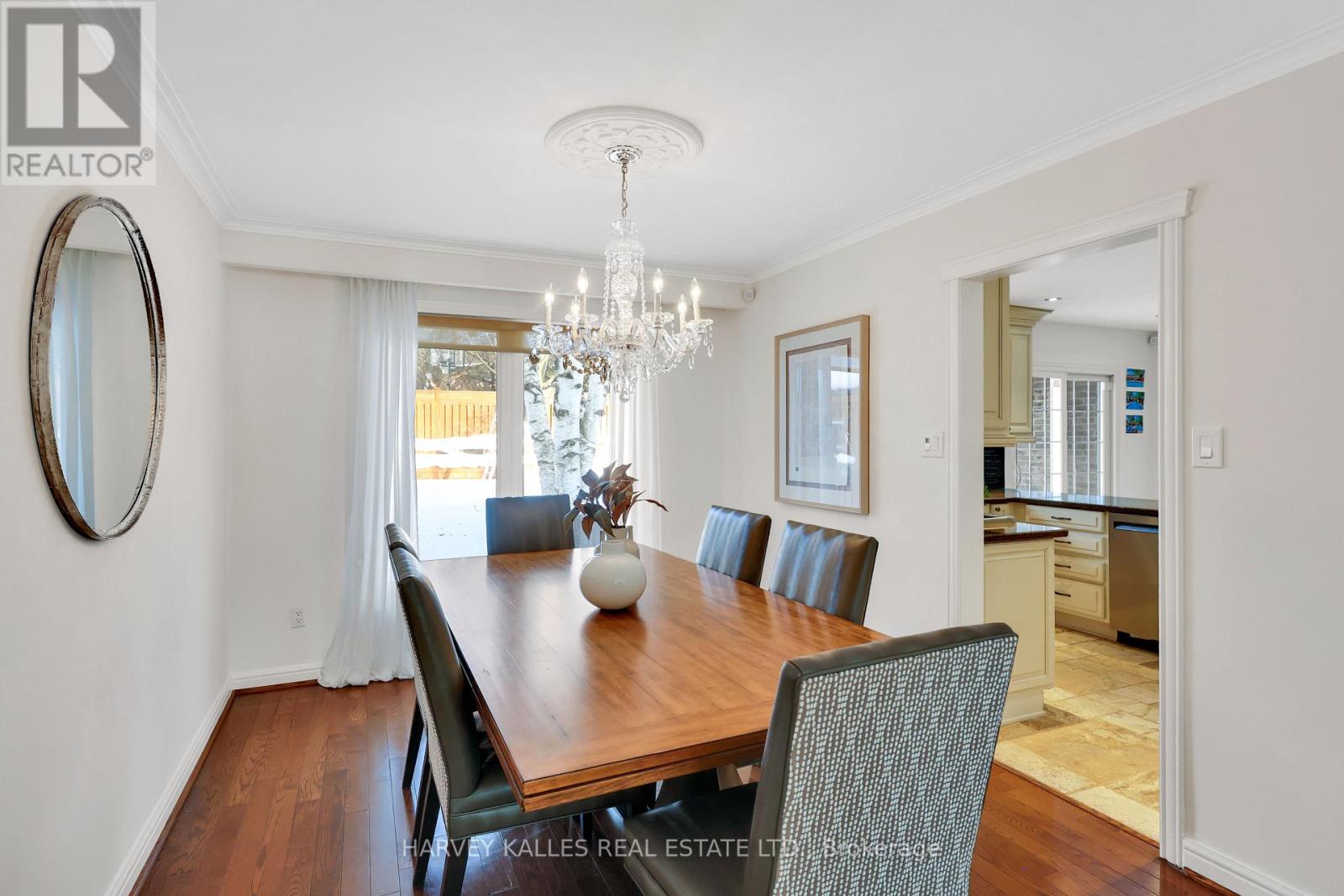 17 Loganberry Crescent, Toronto, Ontario M2H 3H3 - Photo 7 - C12753186