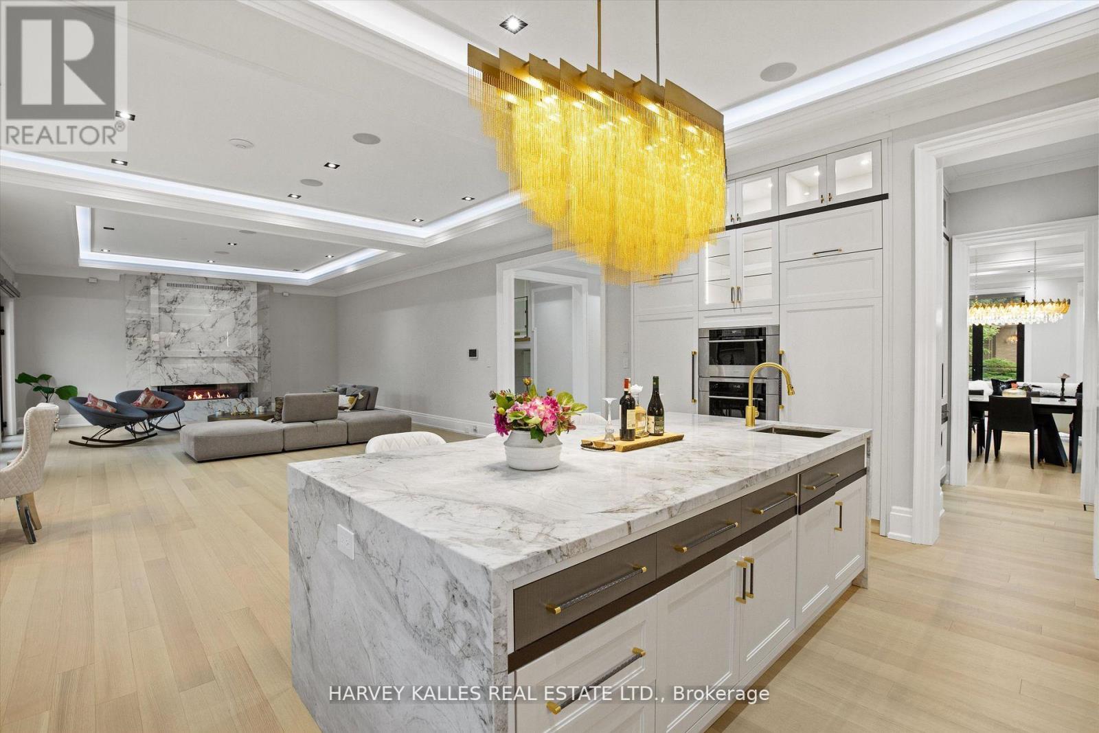 1 Silvergrove Road, Toronto, Ontario  M2L 2N5 - Photo 16 - C12753578