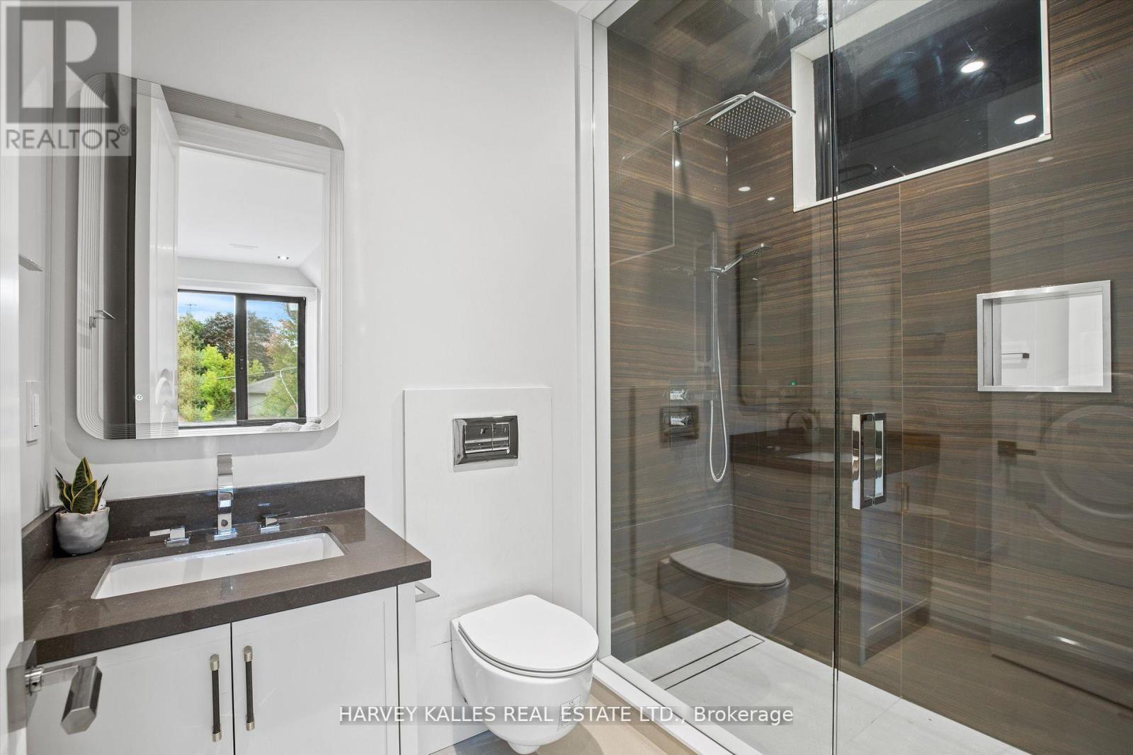 1 Silvergrove Road, Toronto, Ontario  M2L 2N5 - Photo 30 - C12753578