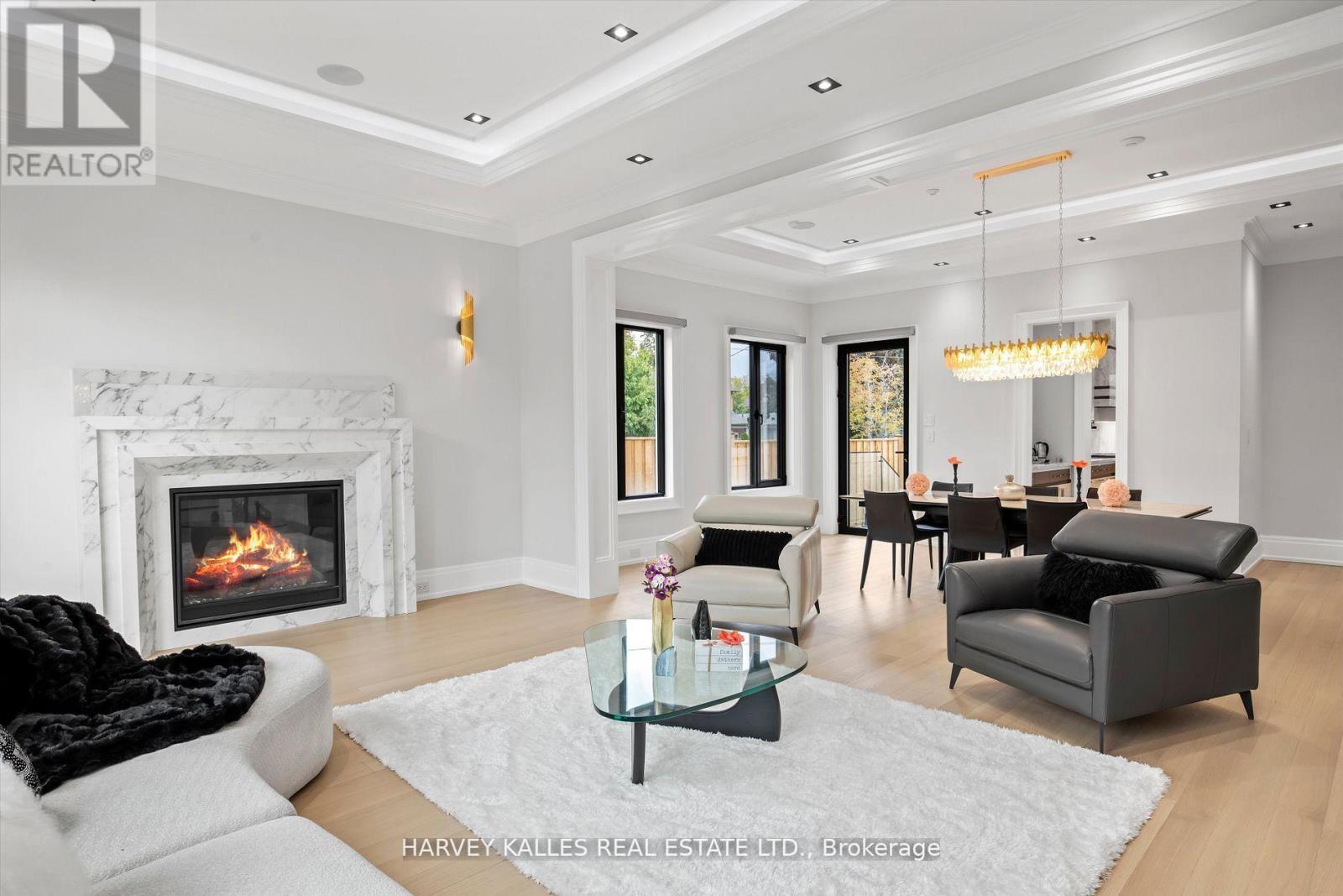 1 Silvergrove Road, Toronto, Ontario  M2L 2N5 - Photo 9 - C12753578