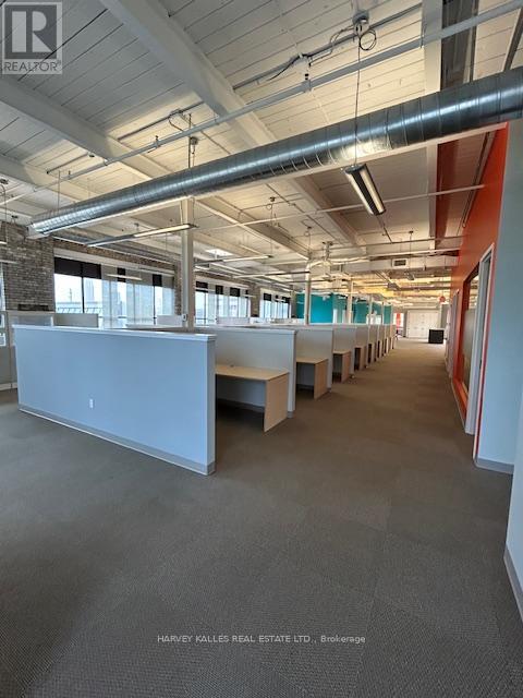 200 - 109 Vanderhoof Avenue, Toronto, Ontario  M4G 2H7 - Photo 12 - C12755772