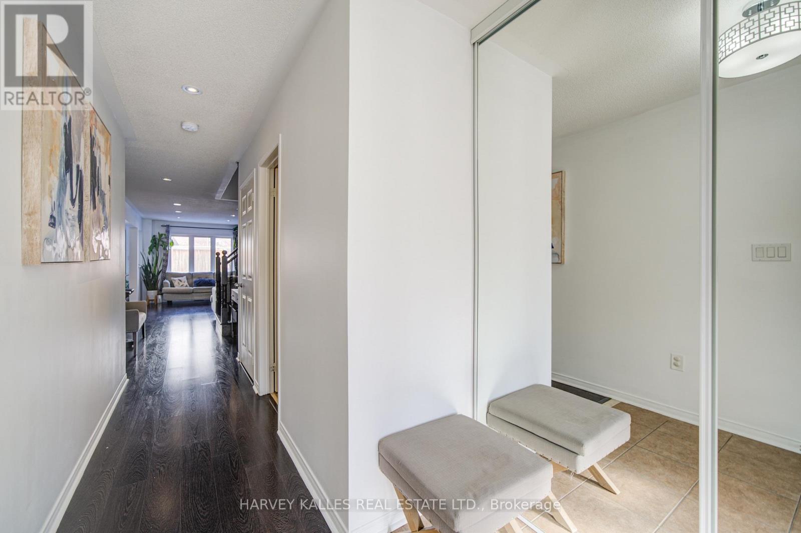 223 Orr Drive, Bradford West Gwillimbury, Ontario L3Z 0S3 - Photo 7 - N12757654