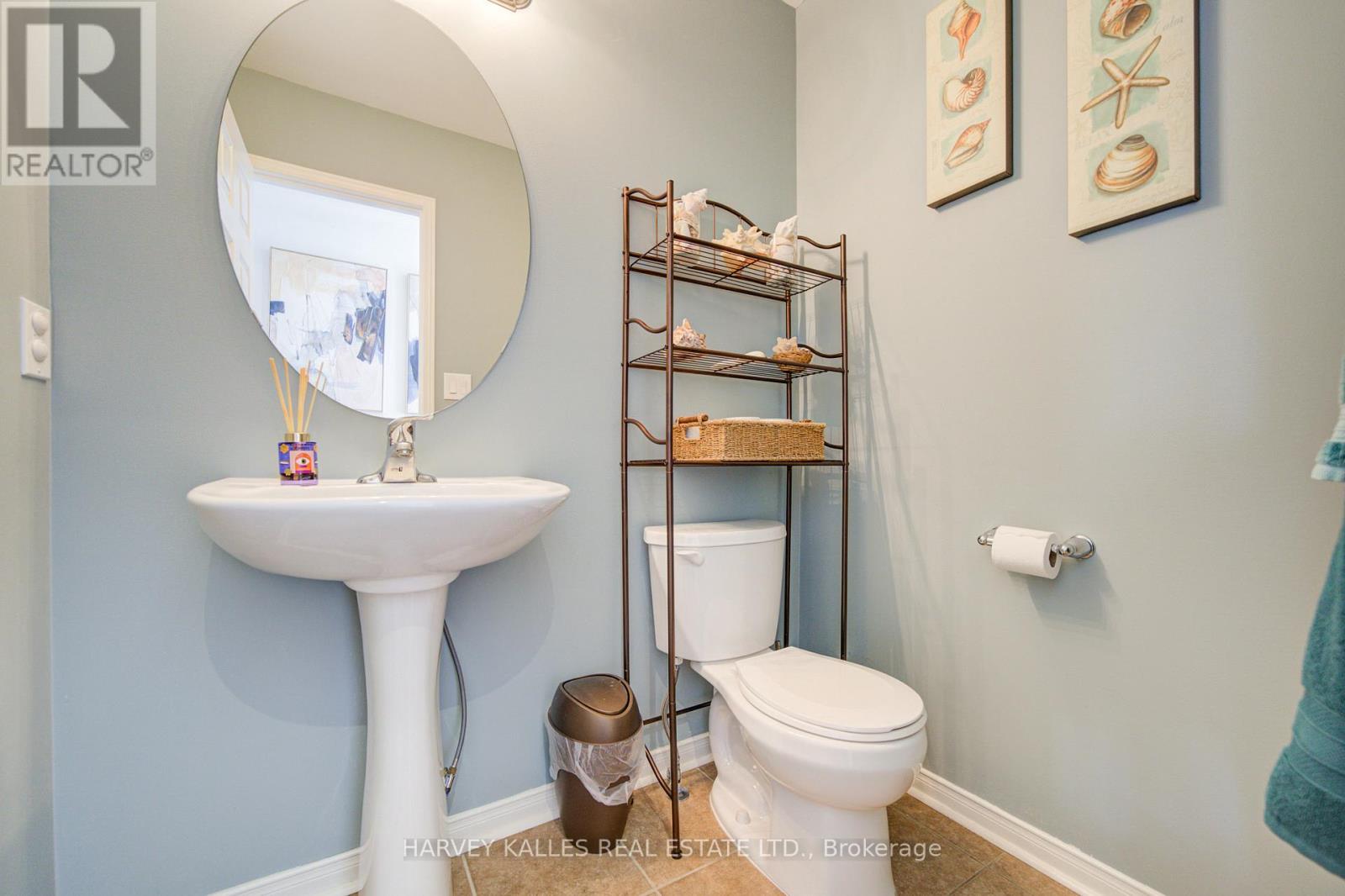 223 Orr Drive, Bradford West Gwillimbury, Ontario L3Z 0S3 - Photo 8 - N12757654