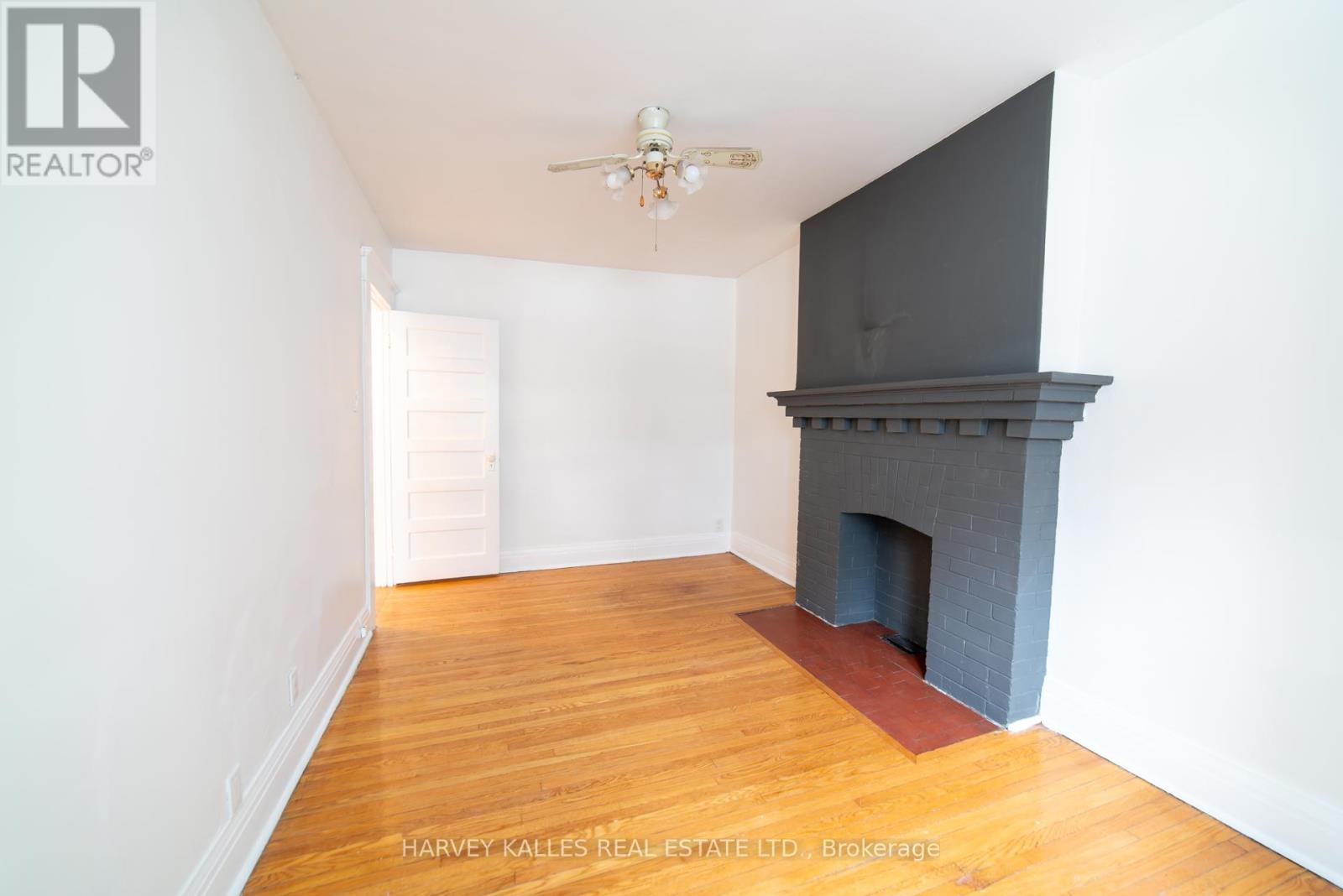 Upper - 885 Davenport Road, Toronto, Ontario M6G 2B4 - Photo 10 - C12758000