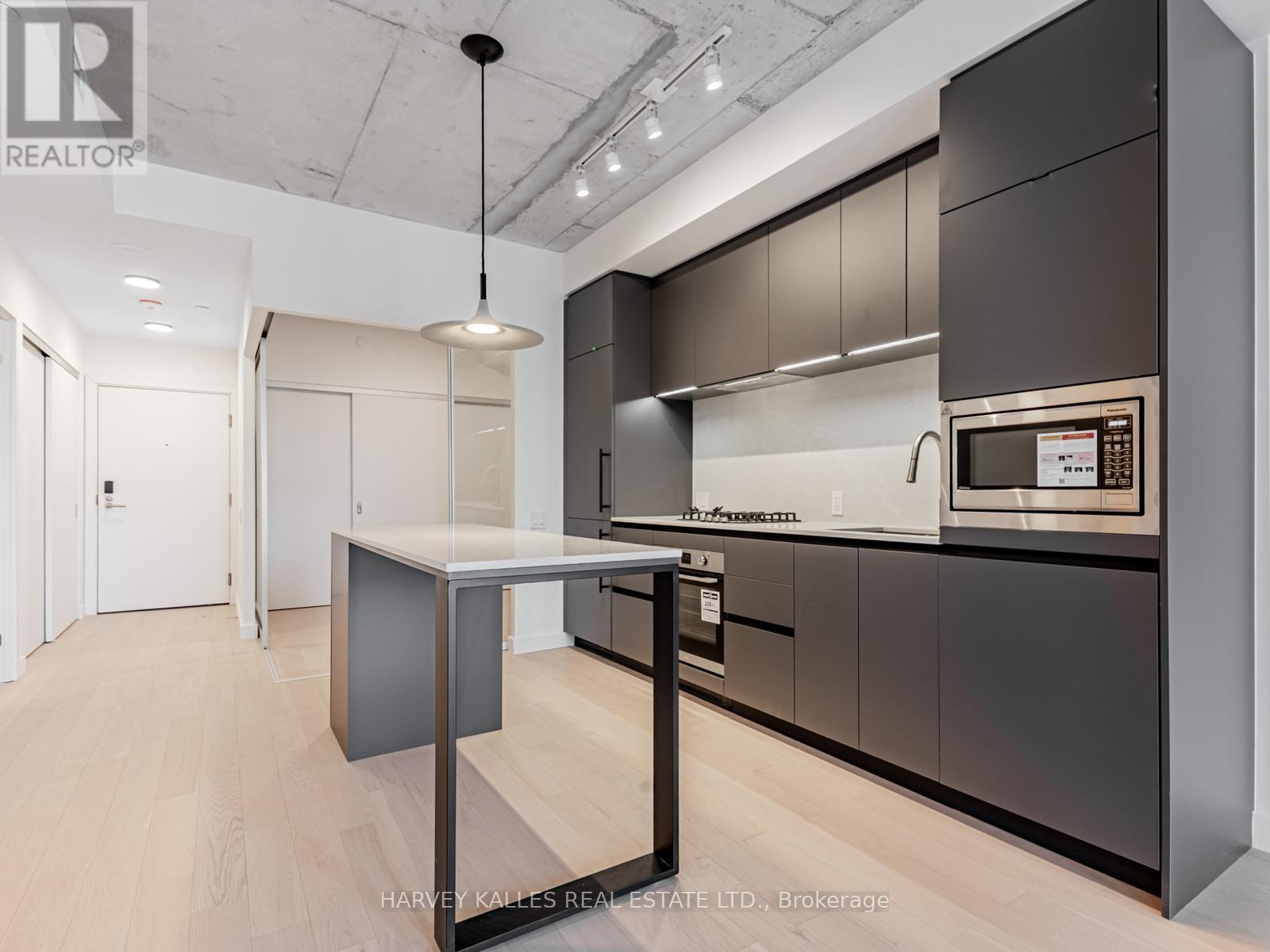 303 - 1720 Bayview Avenue, Toronto, Ontario M4G 0E5 - Photo 10 - C12758026