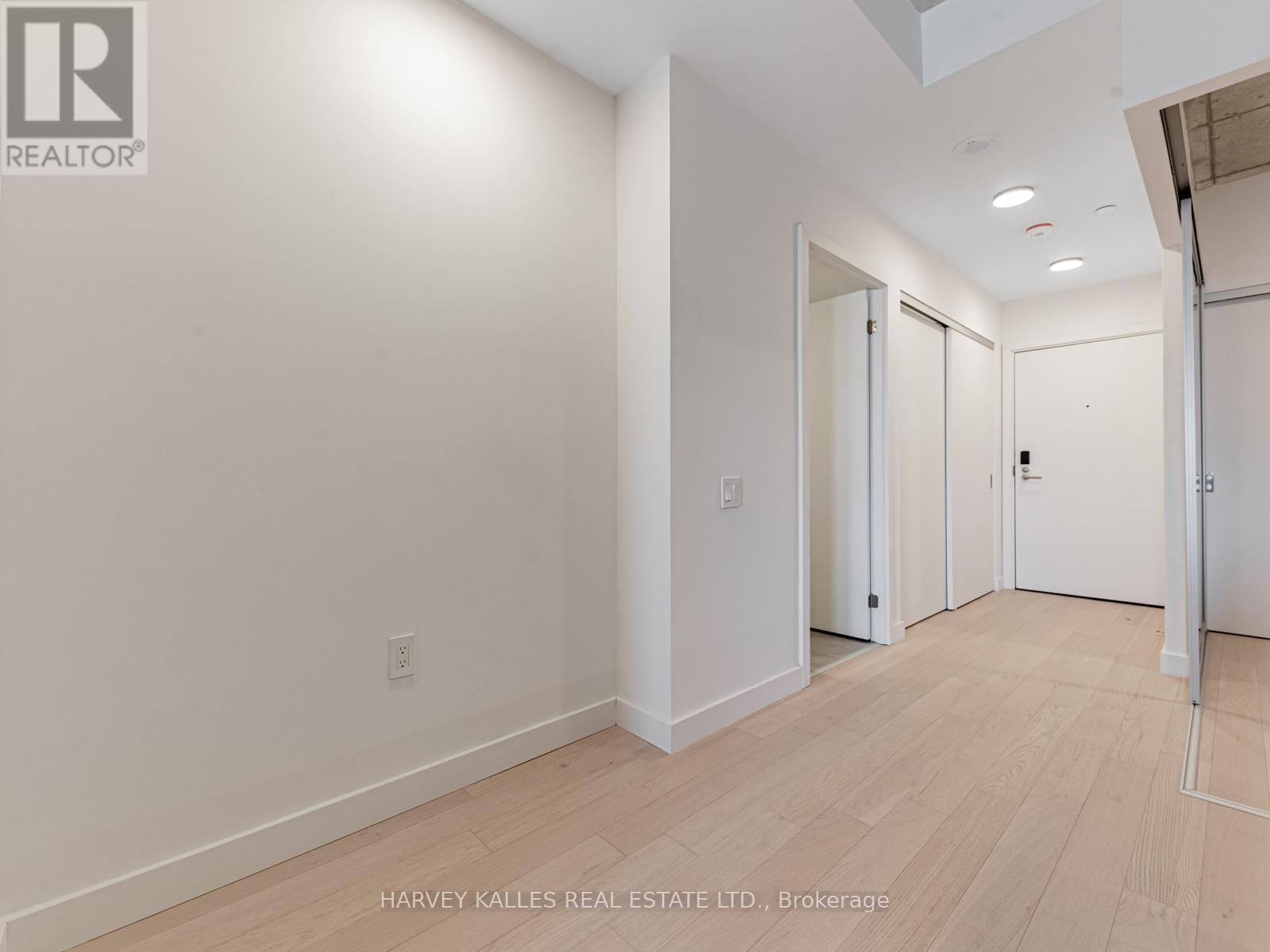 303 - 1720 Bayview Avenue, Toronto, Ontario M4G 0E5 - Photo 9 - C12758026