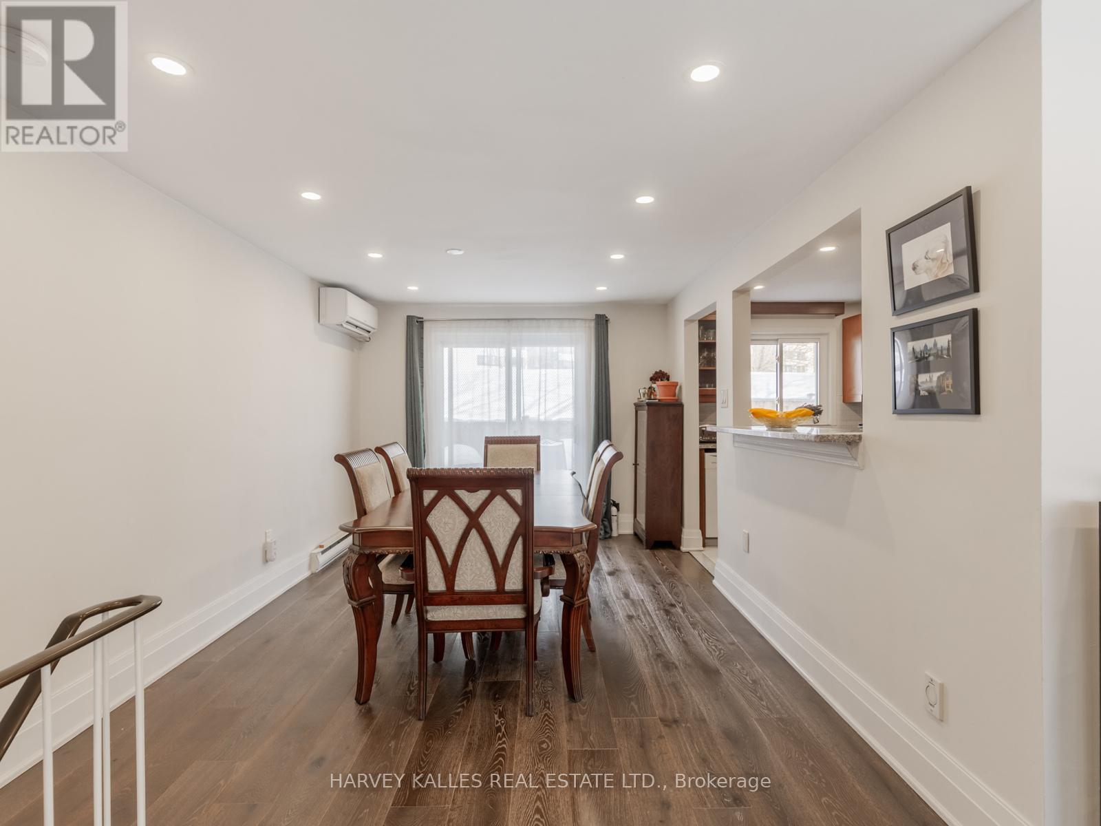 19 Coach Liteway, Toronto, Ontario  M2R 3J8 - Photo 17 - C12758404