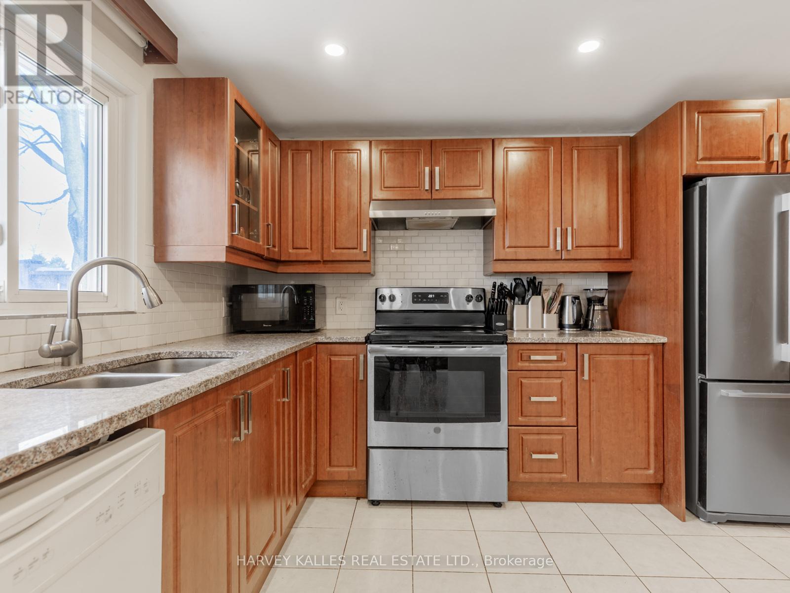 19 Coach Liteway, Toronto, Ontario  M2R 3J8 - Photo 21 - C12758404