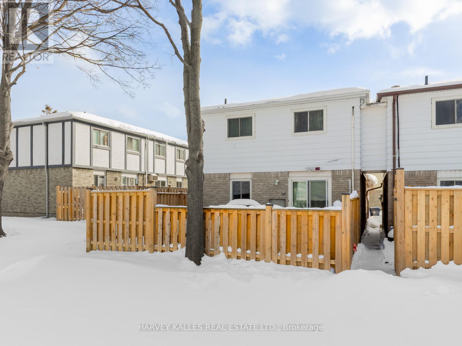 19 Coach Liteway, Toronto, Ontario  M2R 3J8 - Photo 33 - C12758404