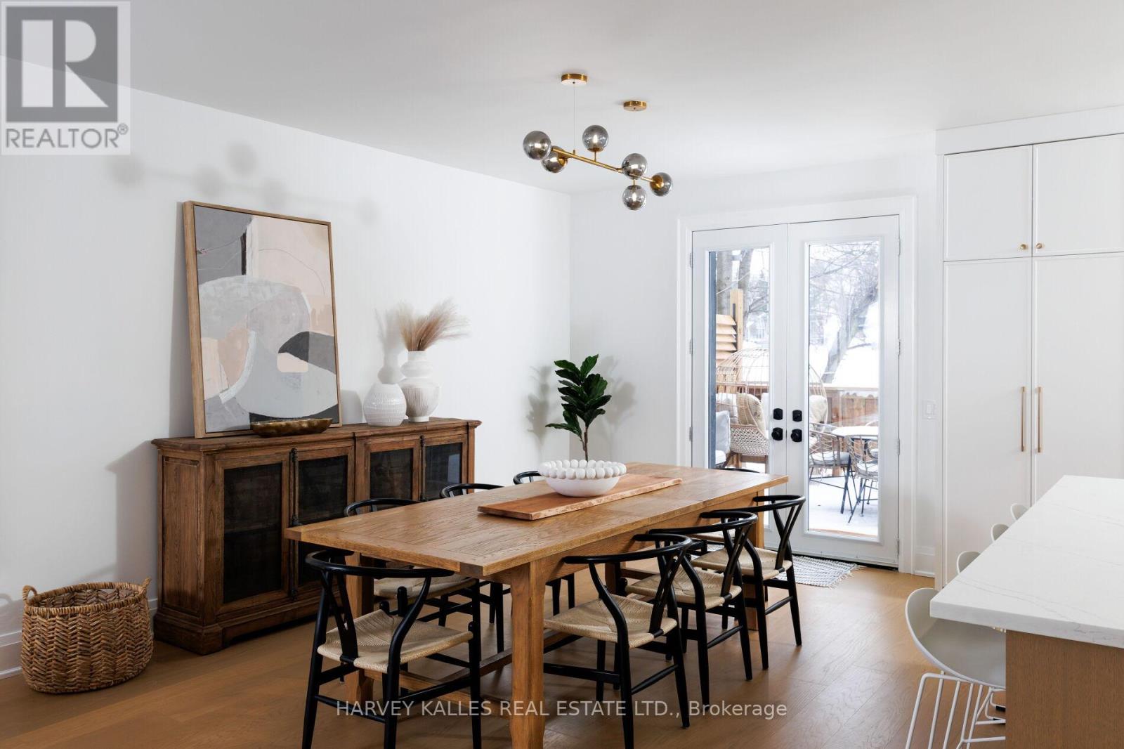 90 Great Oak Drive, Toronto, Ontario  M9A 1N5 - Photo 16 - W12758464